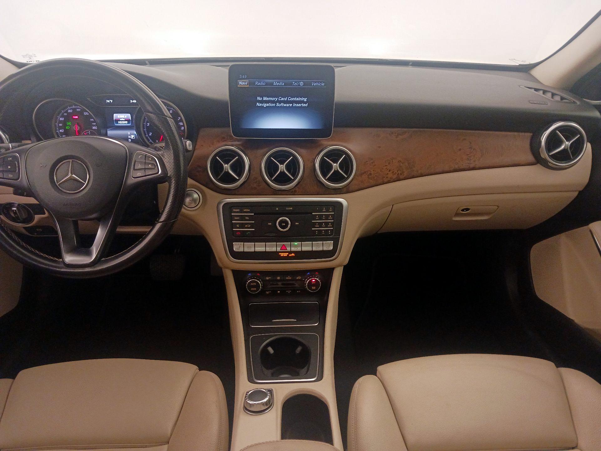 Thumbnail: 2020 Mercedes-Benz GLA - 9