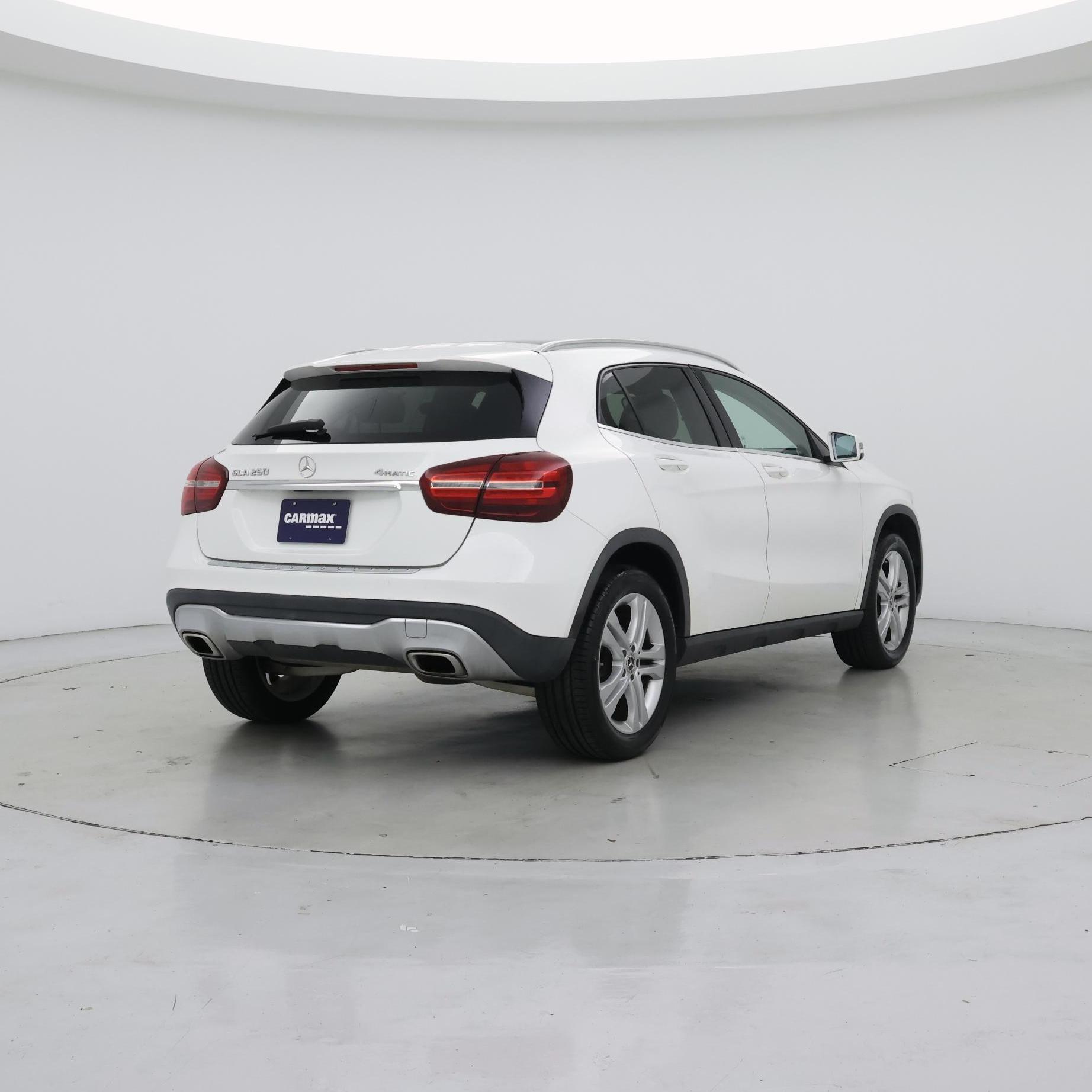 Thumbnail: 2020 Mercedes-Benz GLA - 8