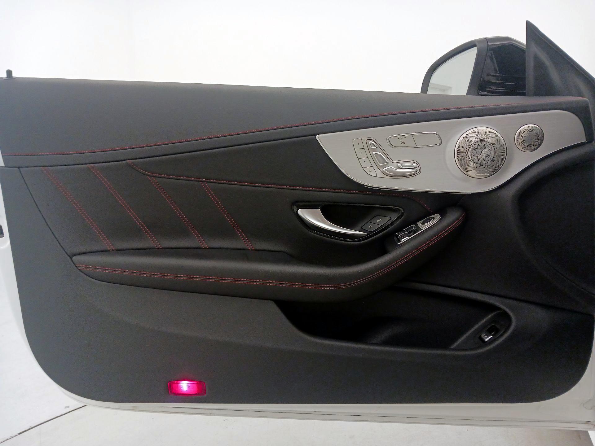 Thumbnail: 2023 Mercedes-Benz C-Class - 12