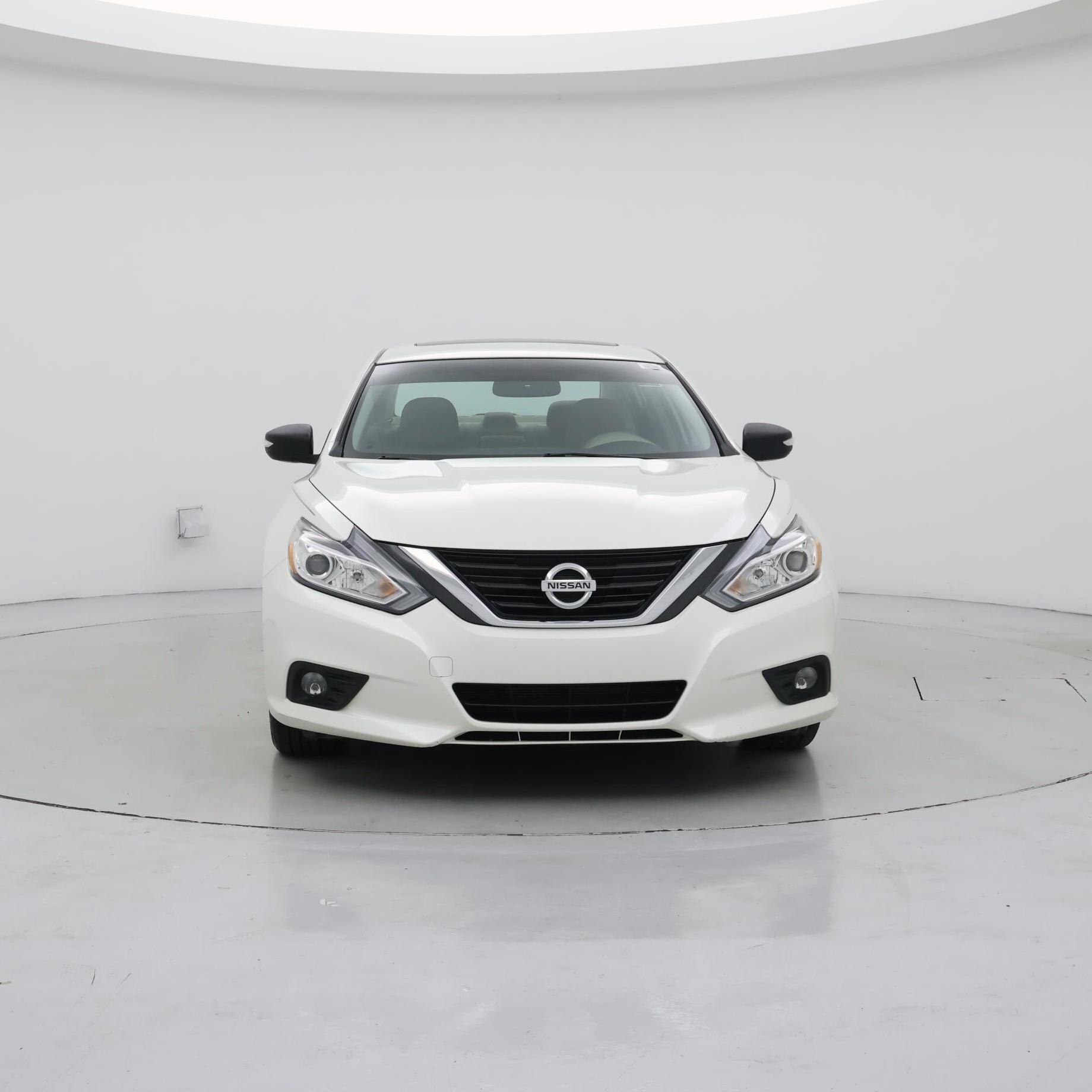 Thumbnail: 2016 Nissan Altima - 5