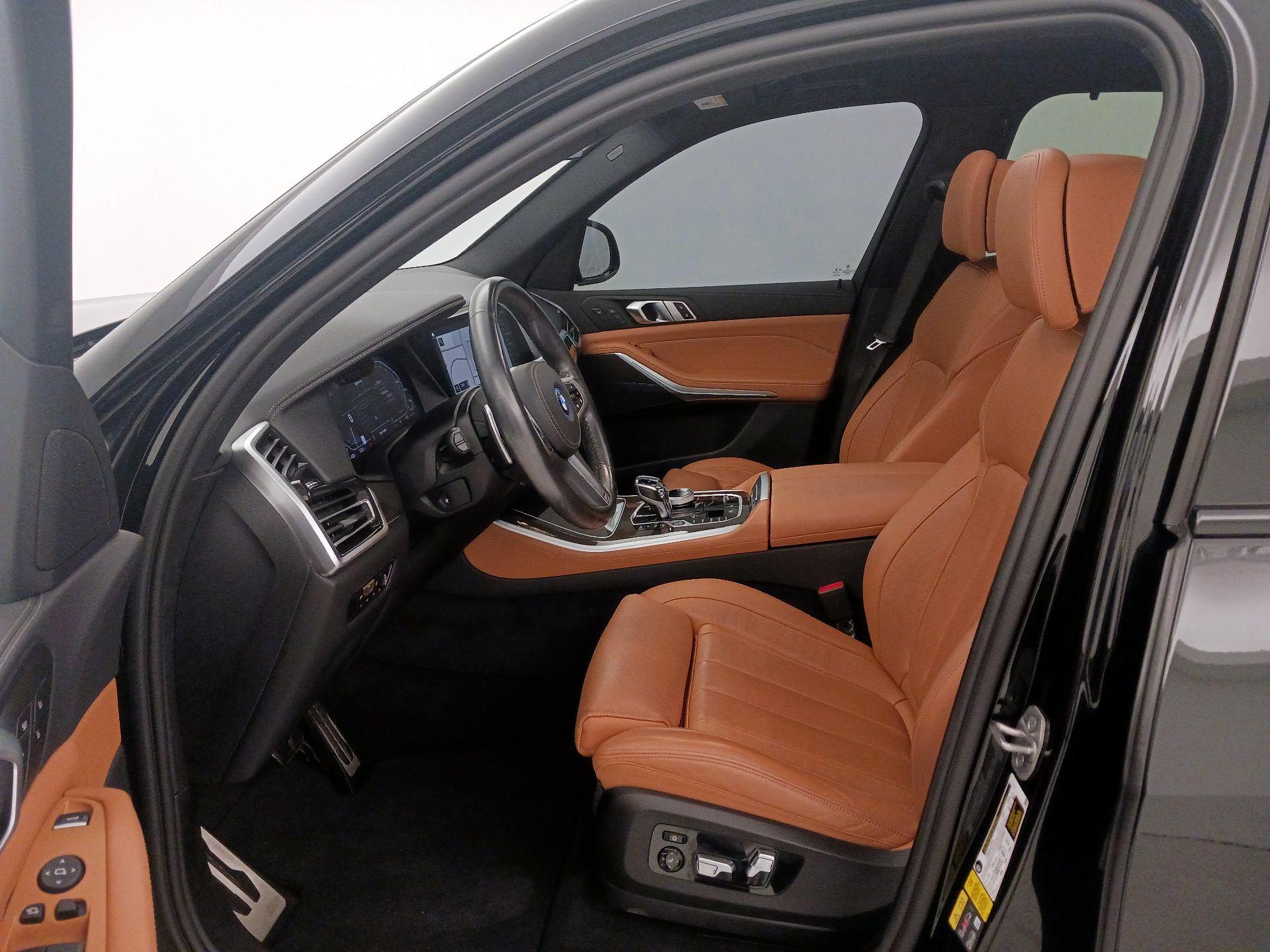 Thumbnail: 2022 BMW X5 - 11