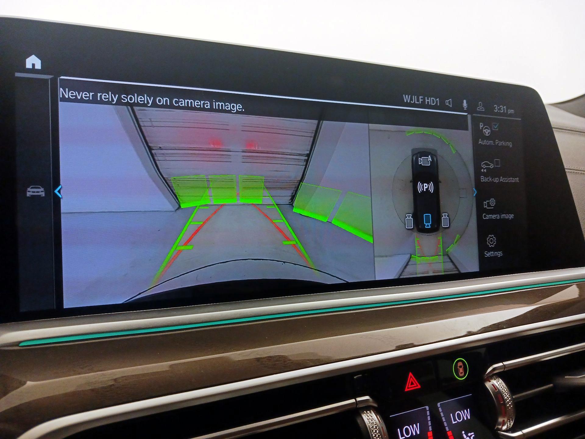 Thumbnail: 2022 BMW X5 - 15