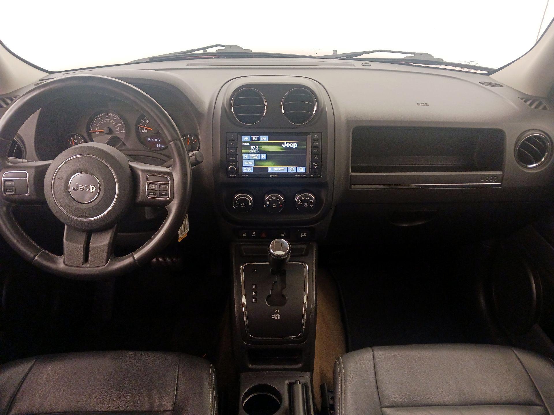 Thumbnail: 2016 Jeep Patriot - 9