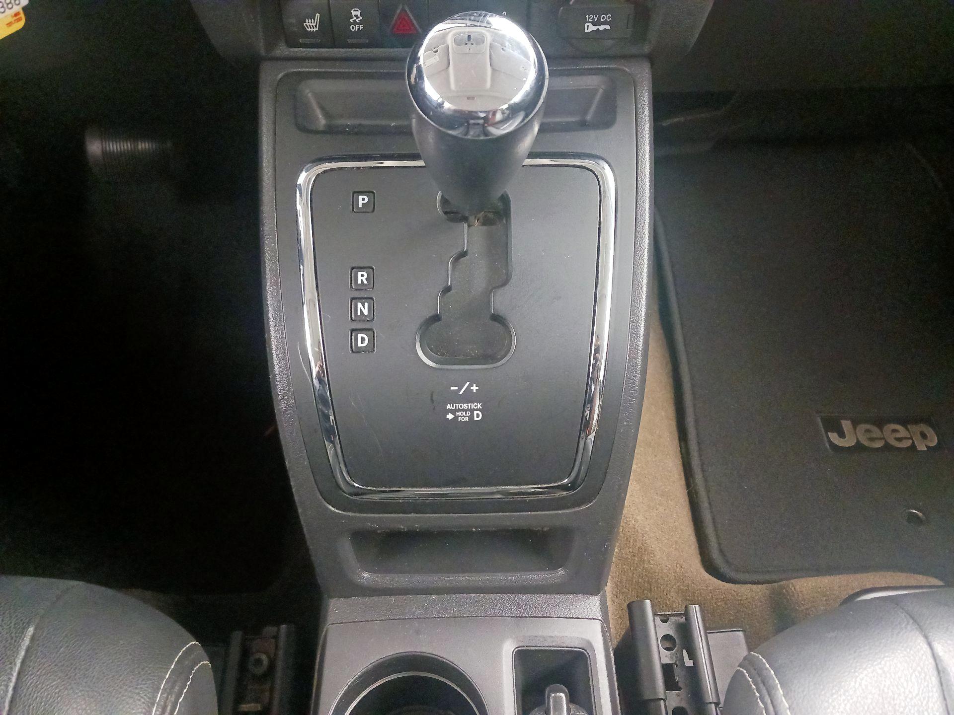 Thumbnail: 2016 Jeep Patriot - 16