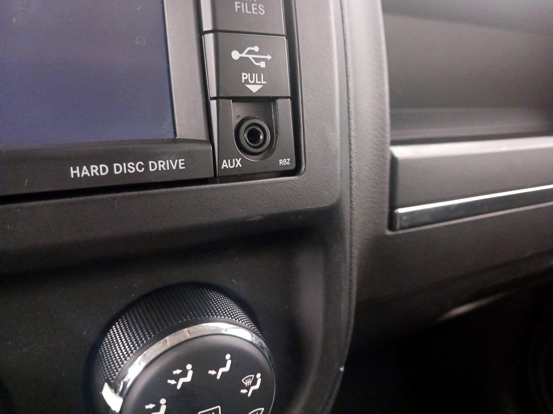 Thumbnail: 2016 Jeep Patriot - 17