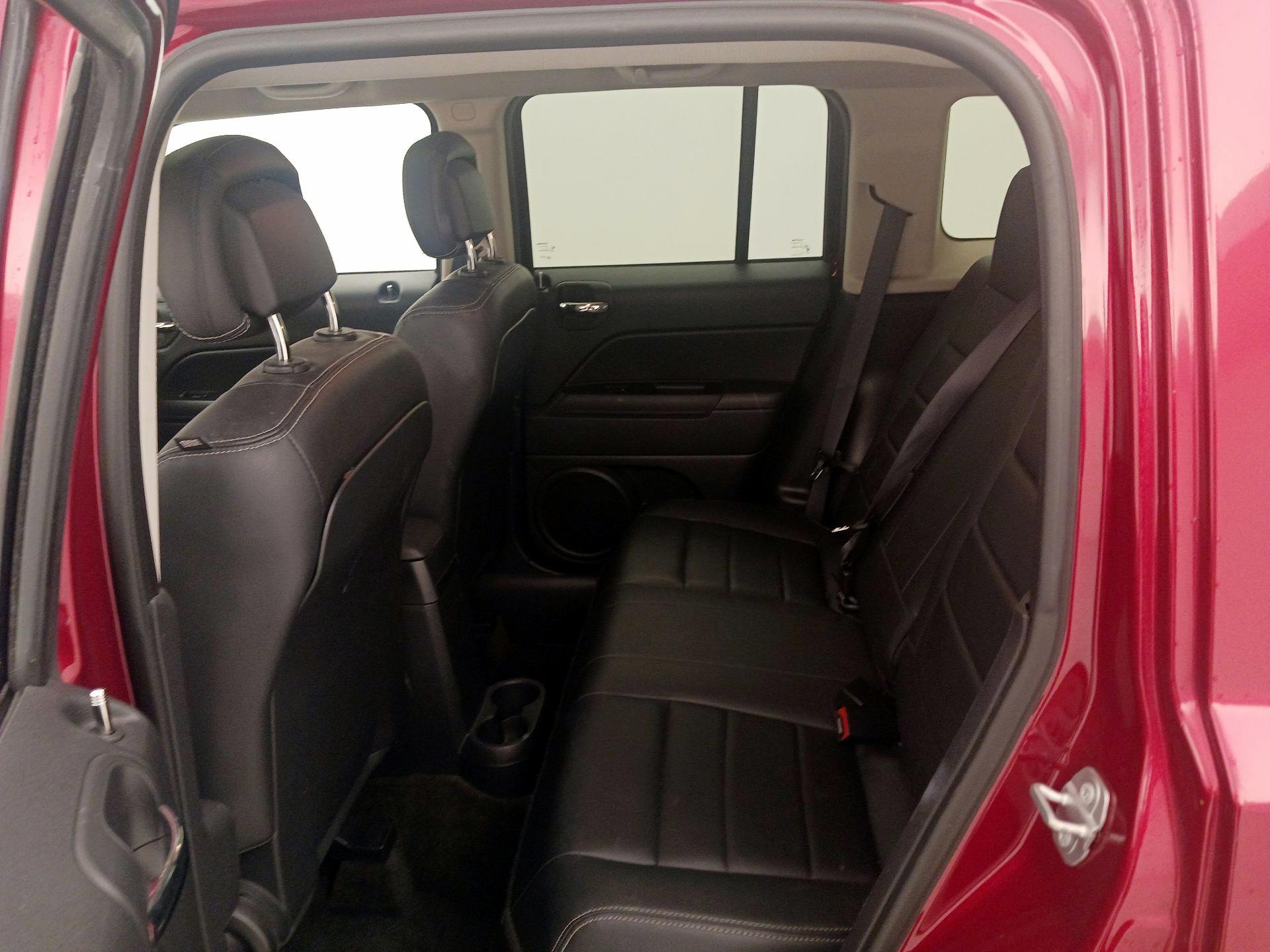 Thumbnail: 2016 Jeep Patriot - 19
