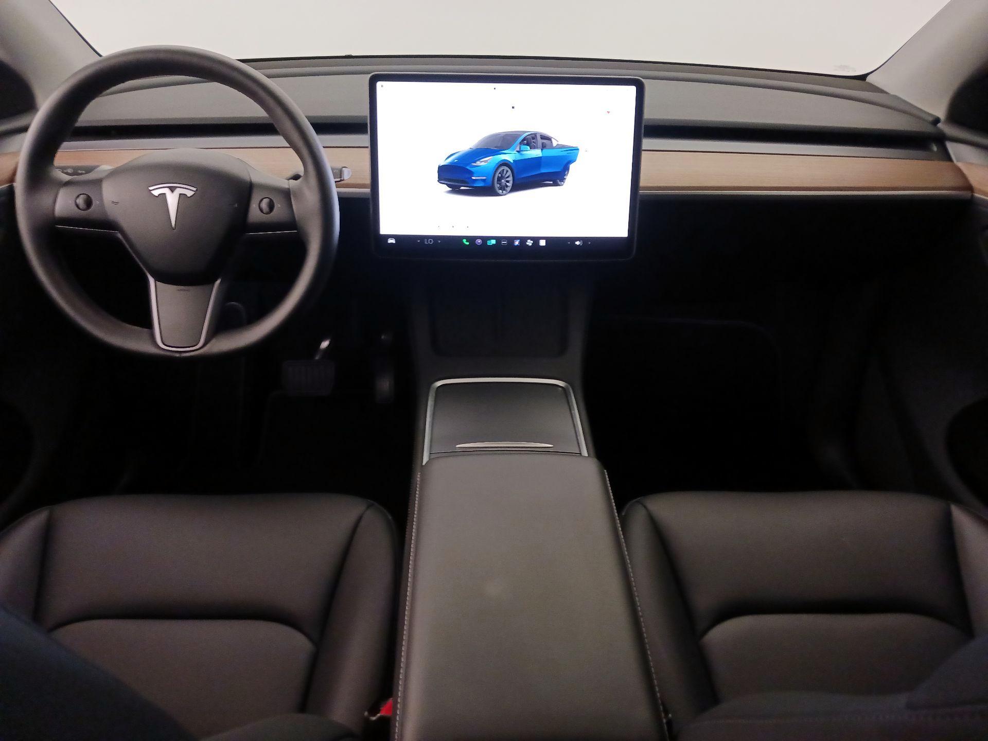 Thumbnail: 2024 Tesla Model Y - 9