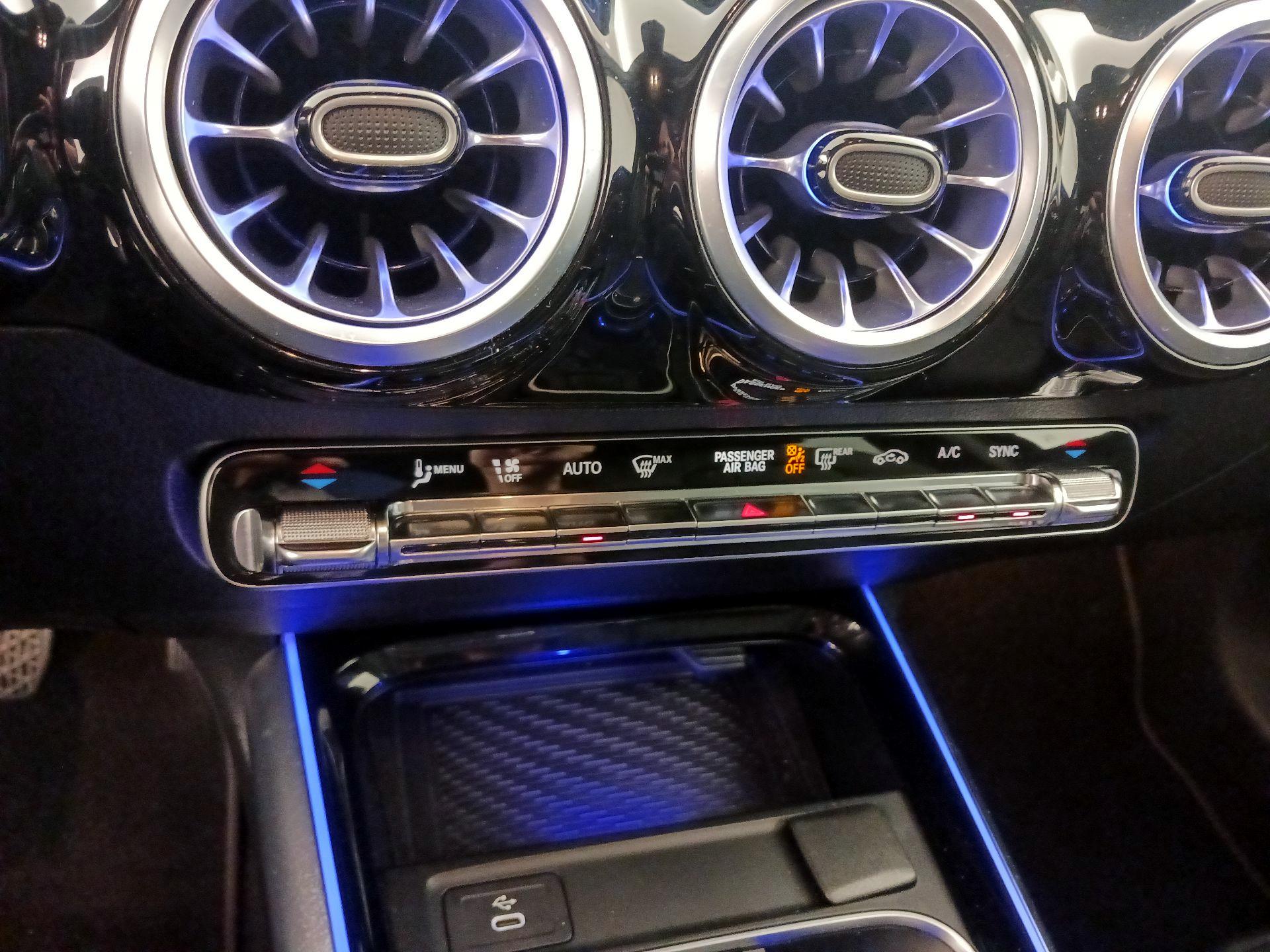 Thumbnail: 2025 Mercedes-Benz GLA - 16