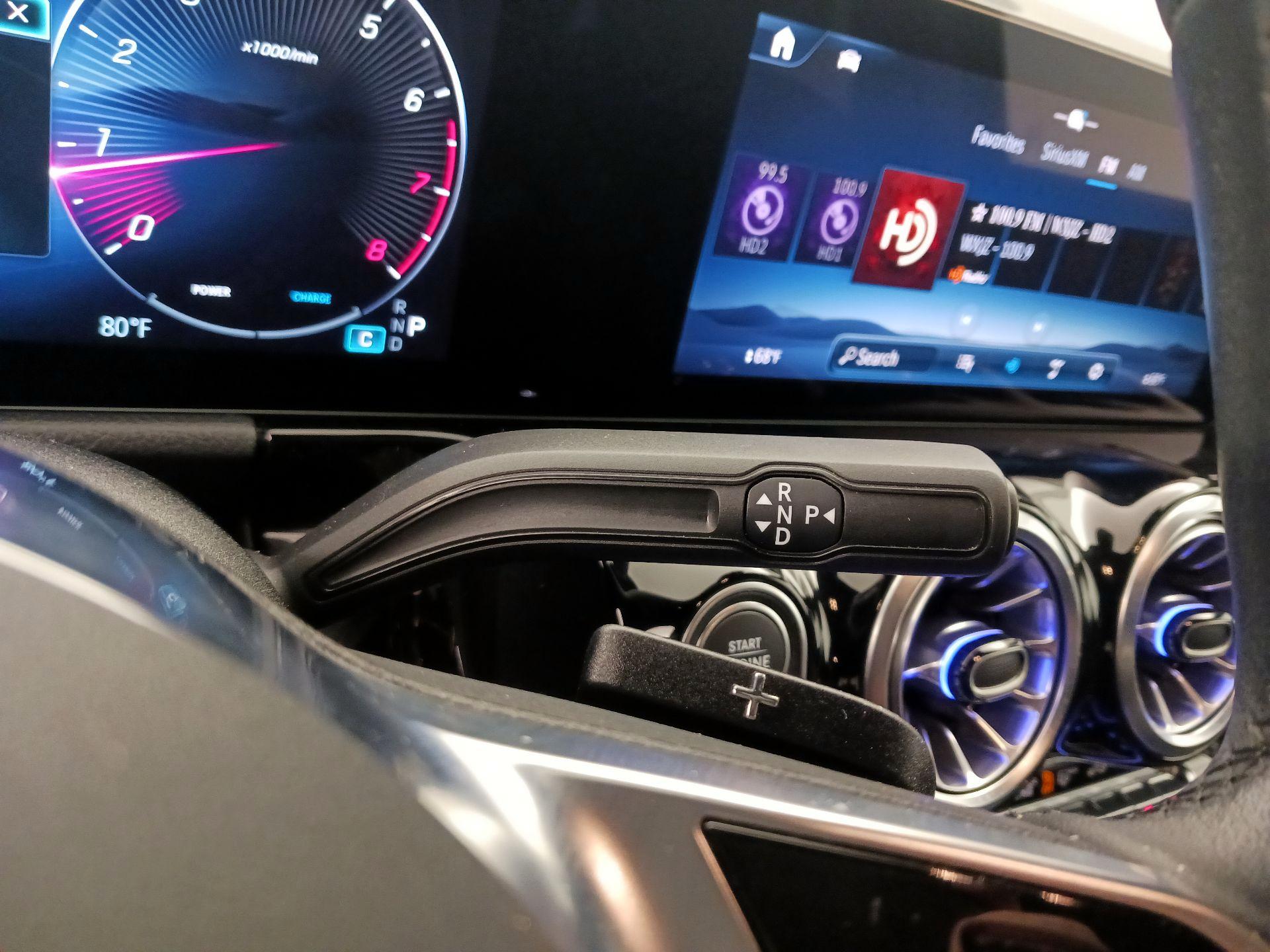 Thumbnail: 2025 Mercedes-Benz GLA - 17