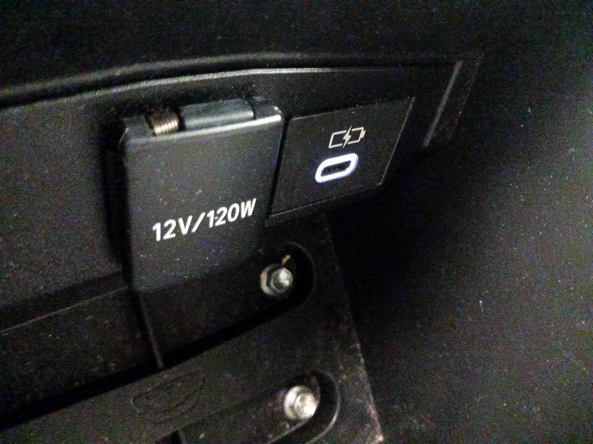 Thumbnail: 2024 Toyota Corolla - 18