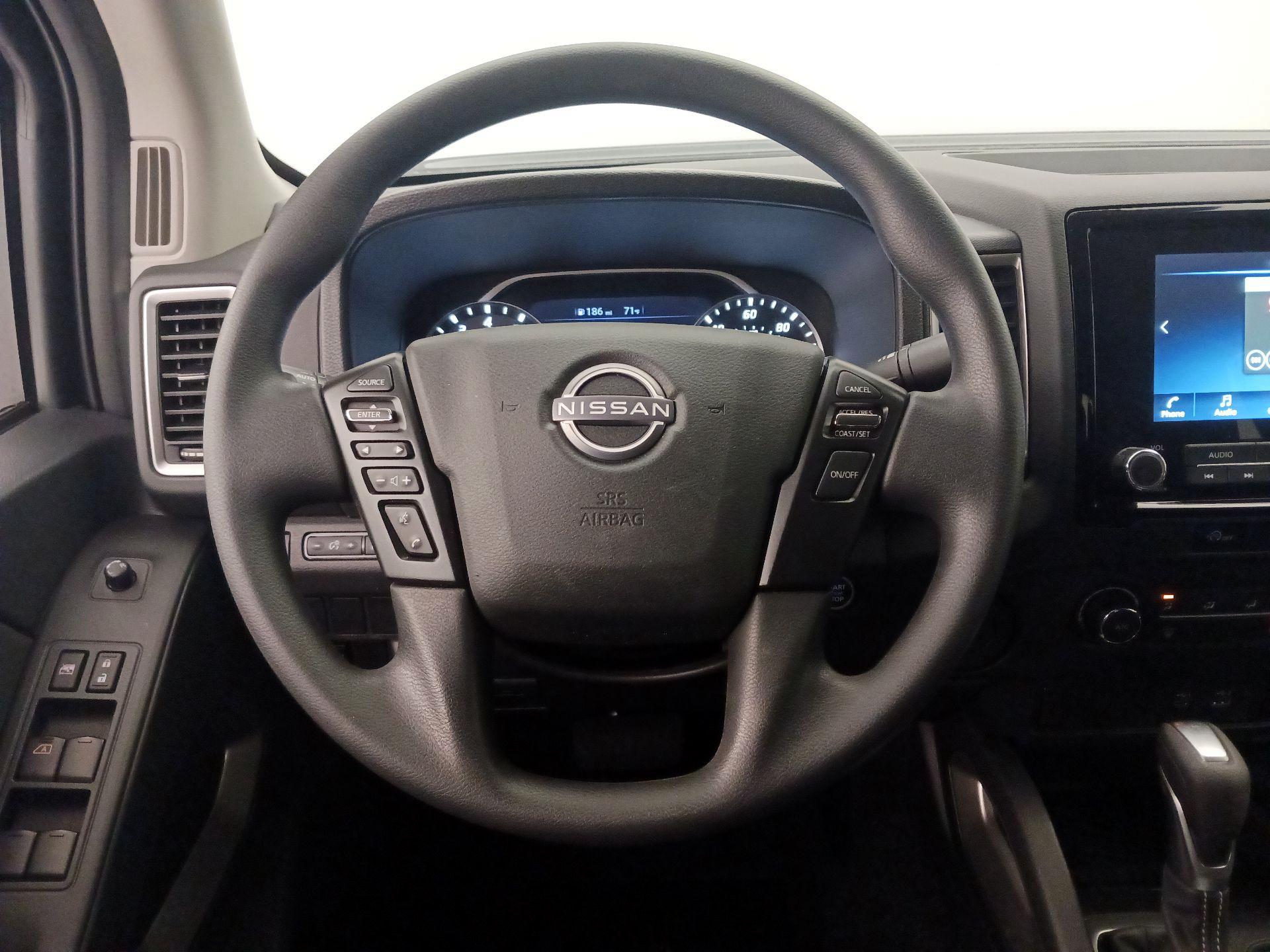 Thumbnail: 2024 Nissan Frontier - 10