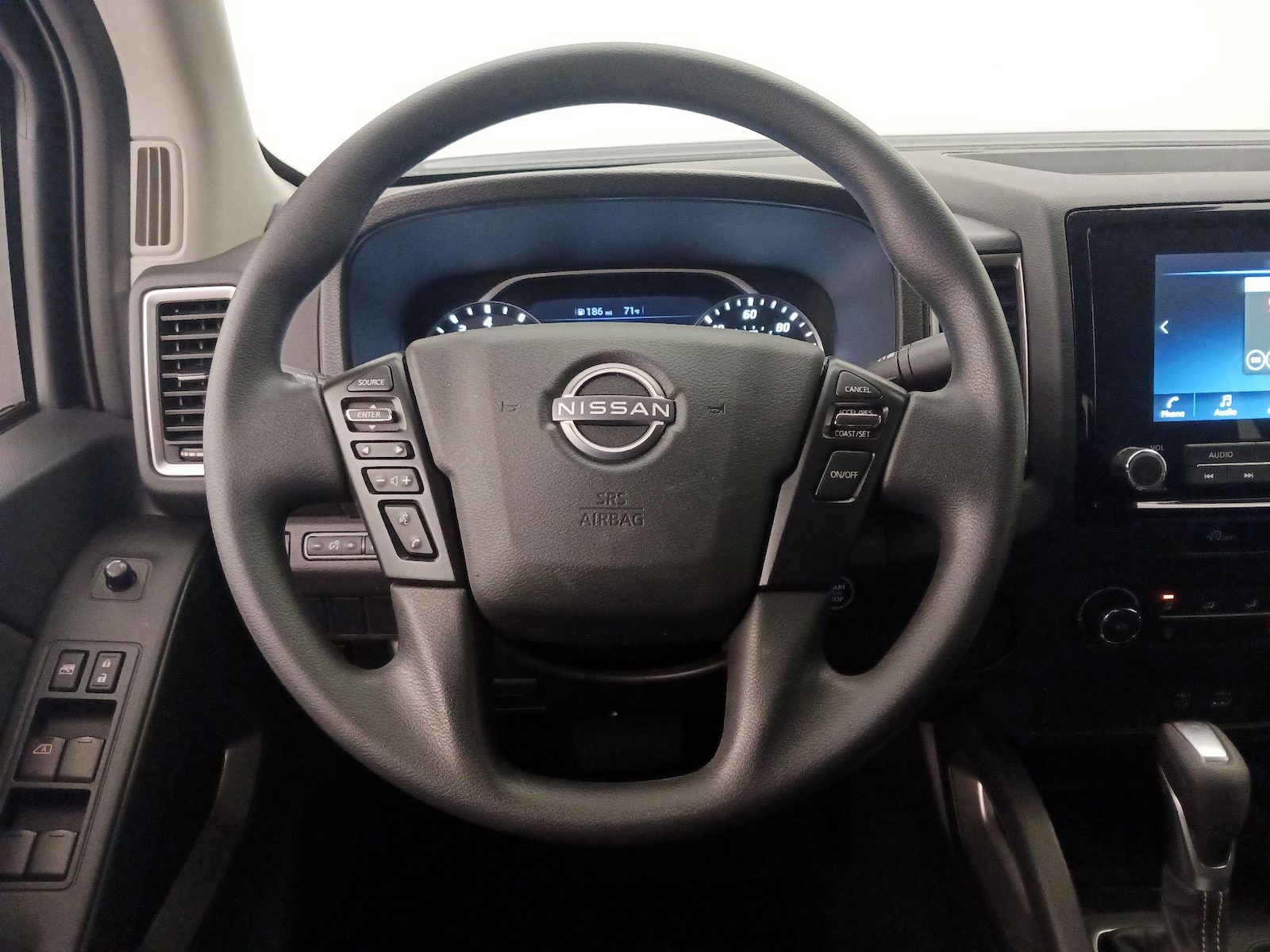 2024 Nissan Frontier SV - Photo 11