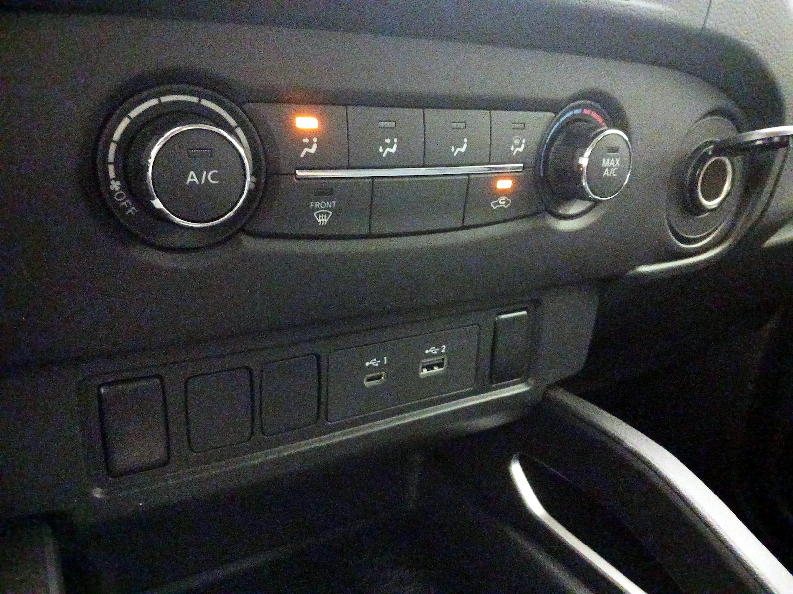 2024 Nissan Frontier SV - Photo 17