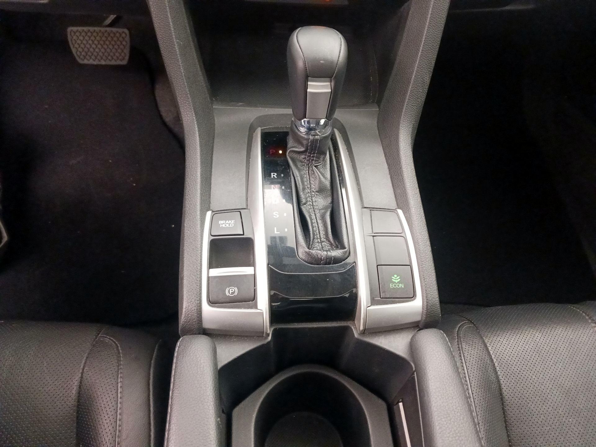 Thumbnail: 2016 Honda Civic - 17