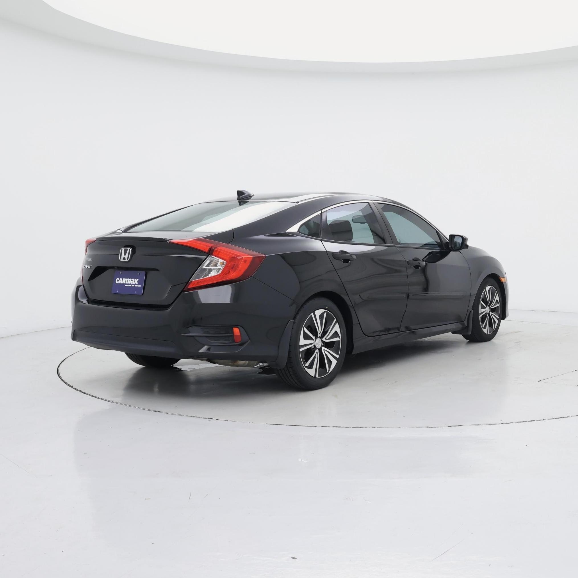 Thumbnail: 2016 Honda Civic - 8