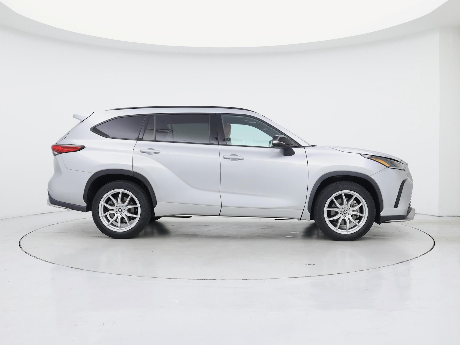 2021 Toyota Highlander XSE - Photo 8