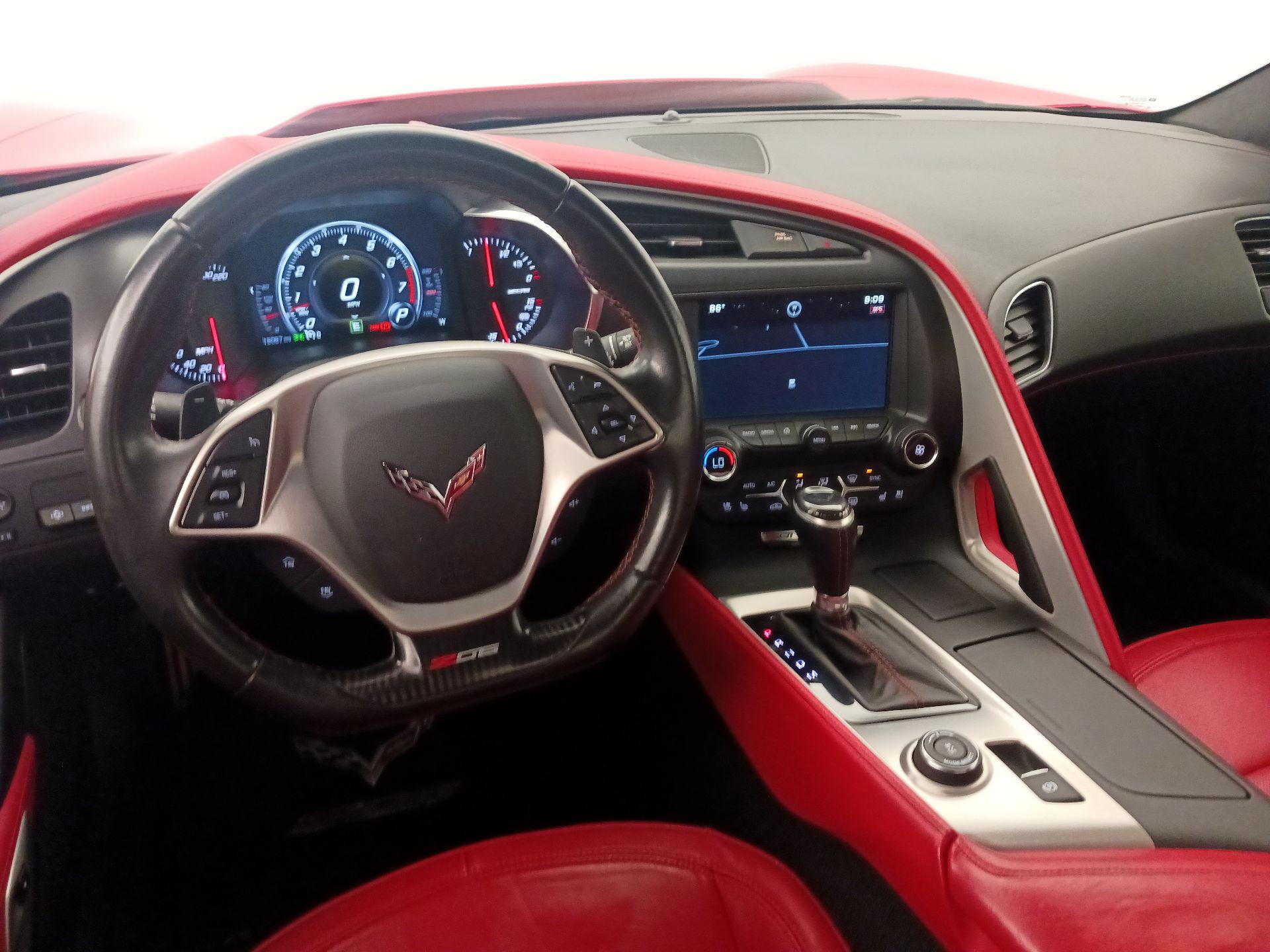 Thumbnail: 2015 Chevrolet Corvette - 9