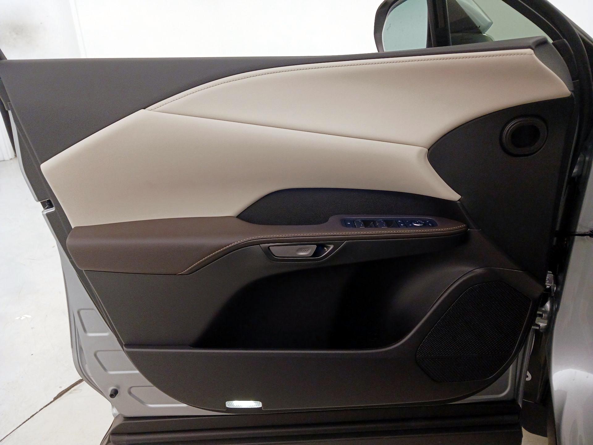 Thumbnail: 2025 Lexus RX - 12