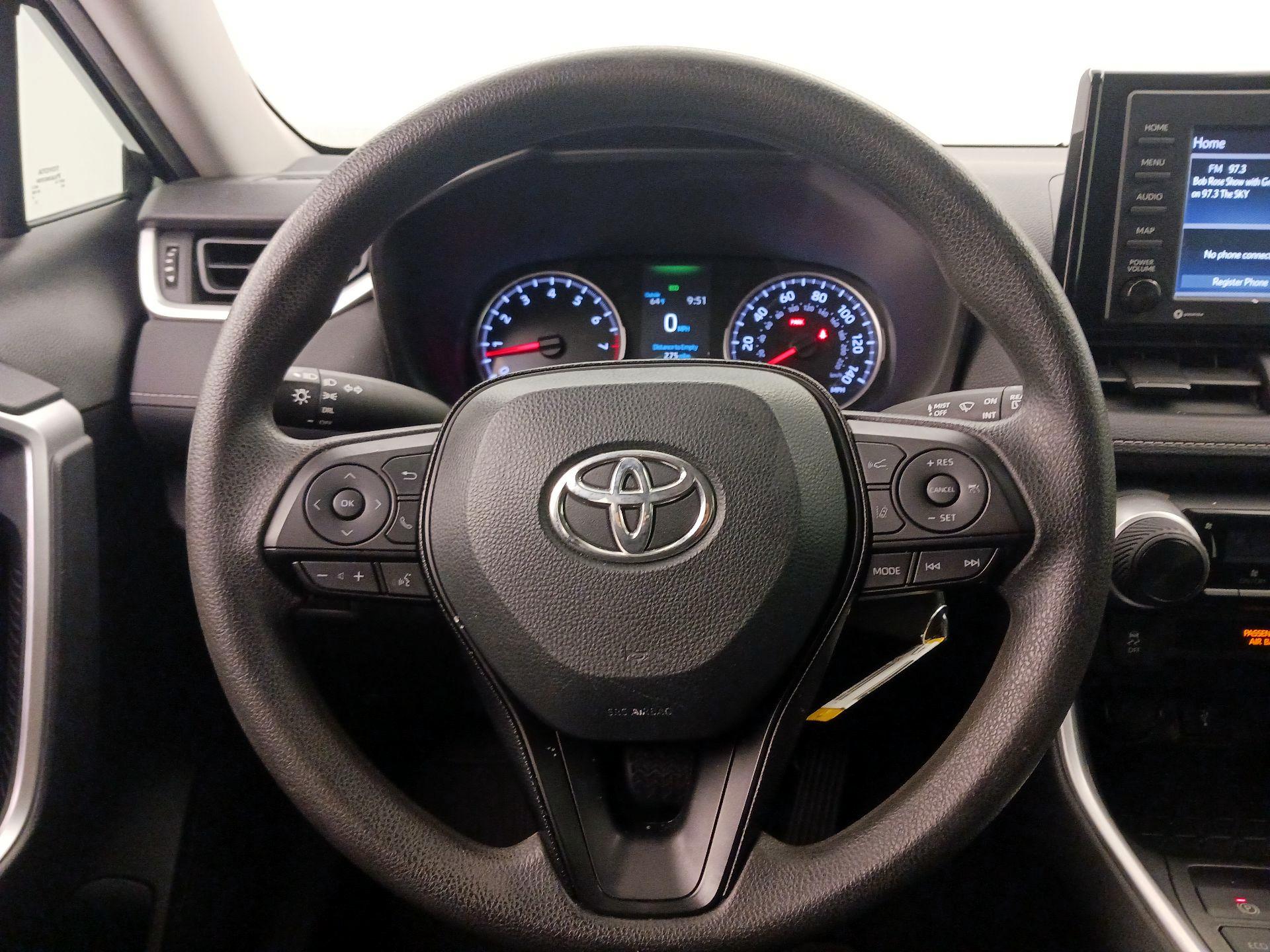 Thumbnail: 2020 Toyota RAV4 - 10
