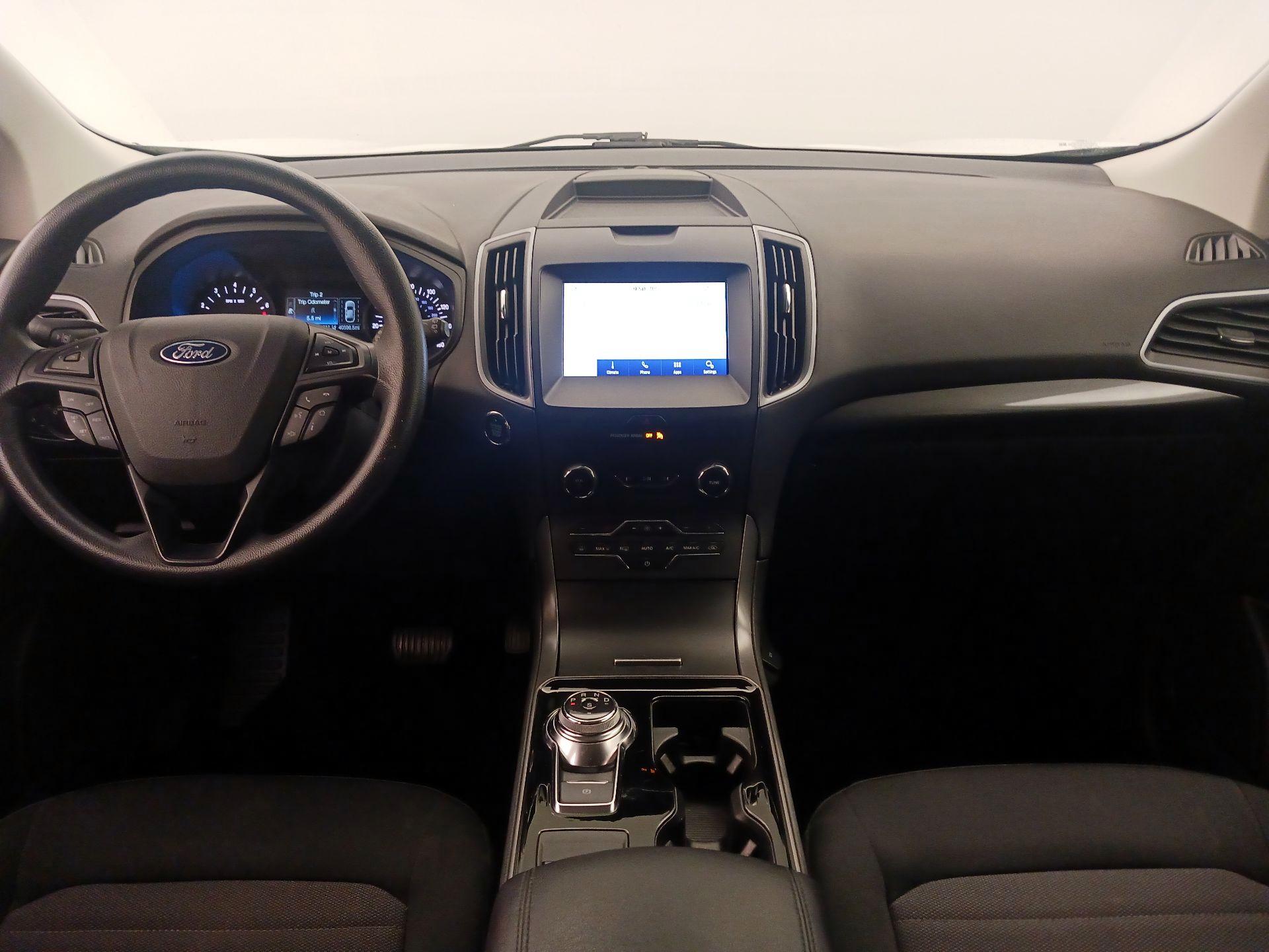 Thumbnail: 2020 Ford Edge - 9