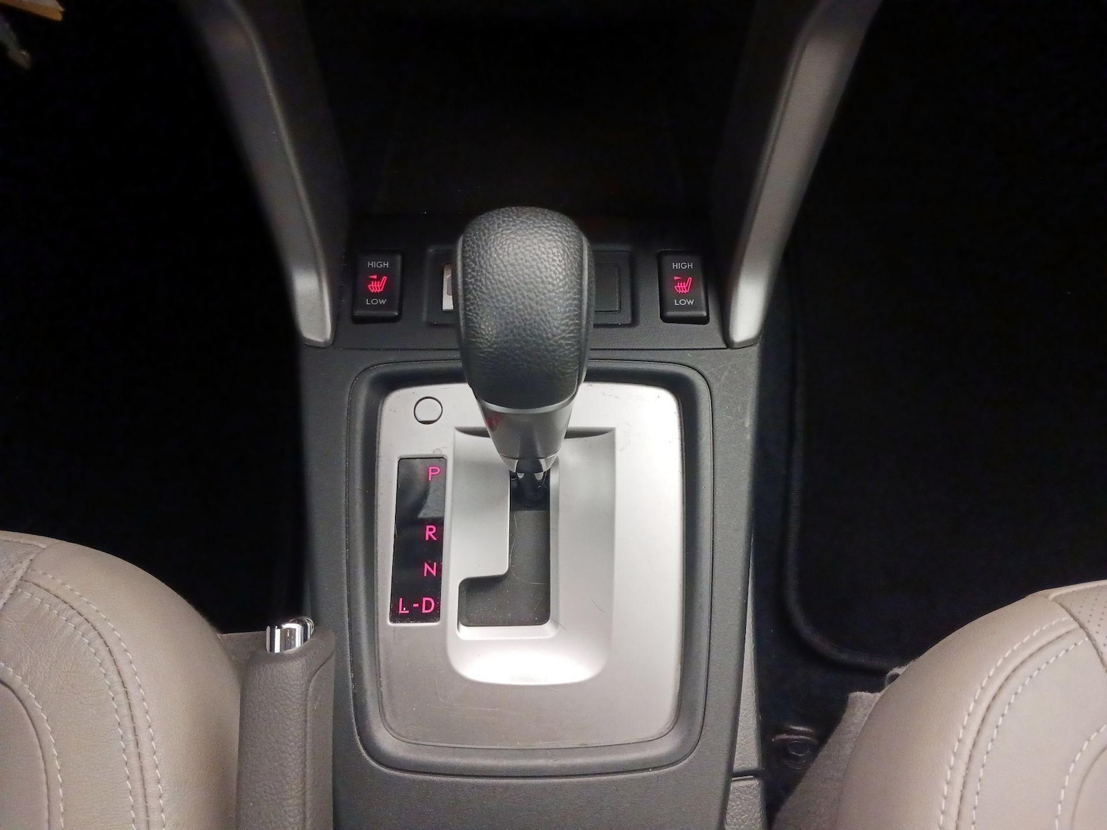 2018 Subaru Forester Limited - Photo 19