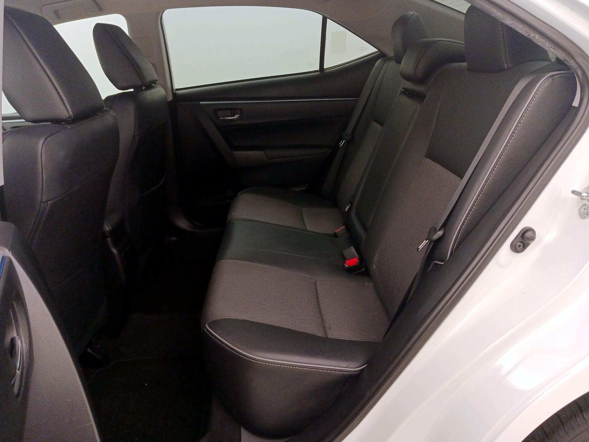 Thumbnail: 2016 Toyota Corolla - 19
