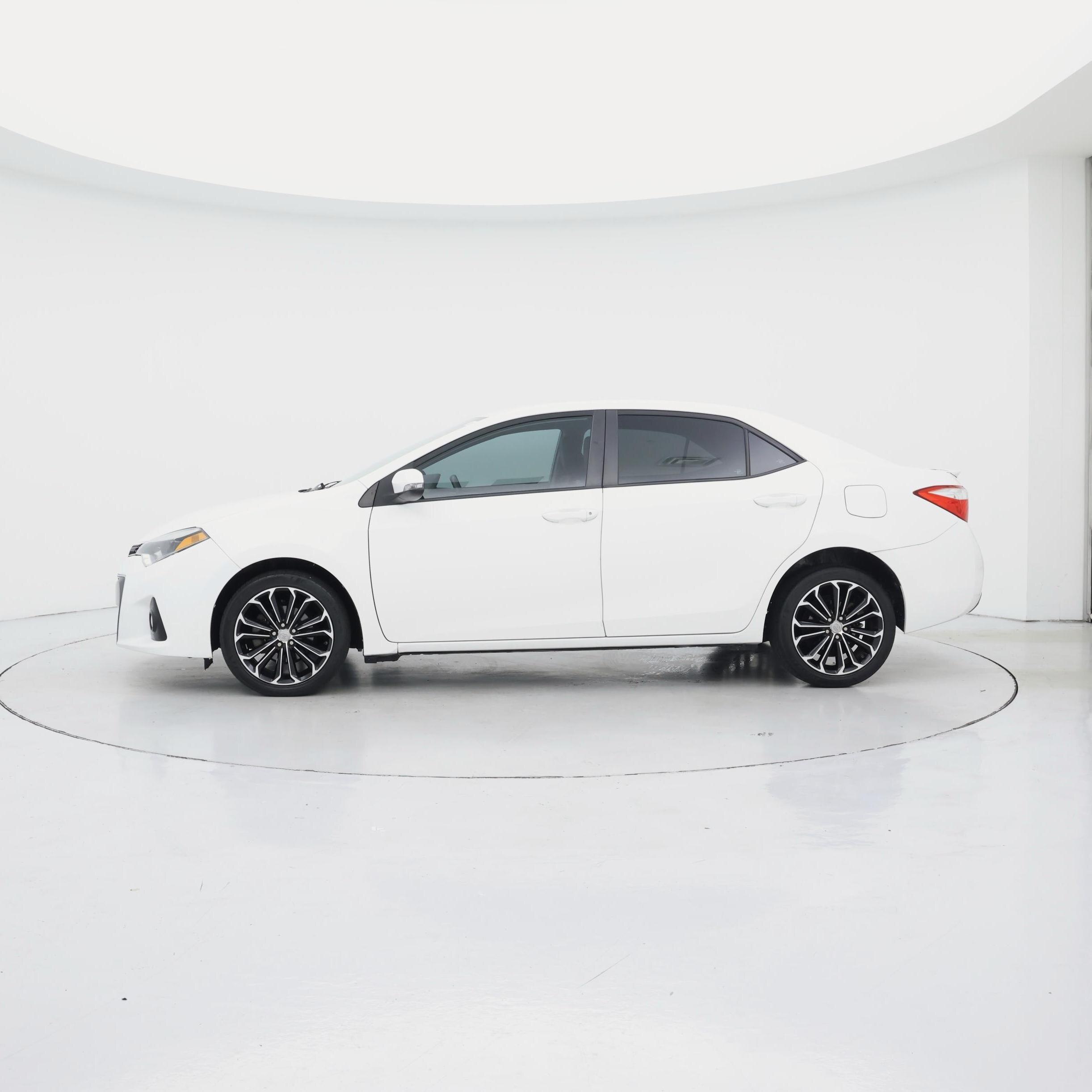 Thumbnail: 2016 Toyota Corolla - 3