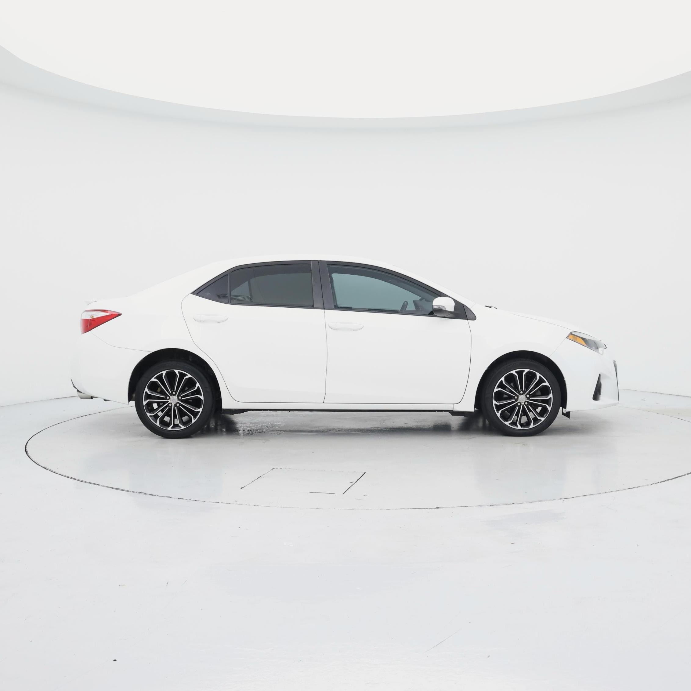 Thumbnail: 2016 Toyota Corolla - 7