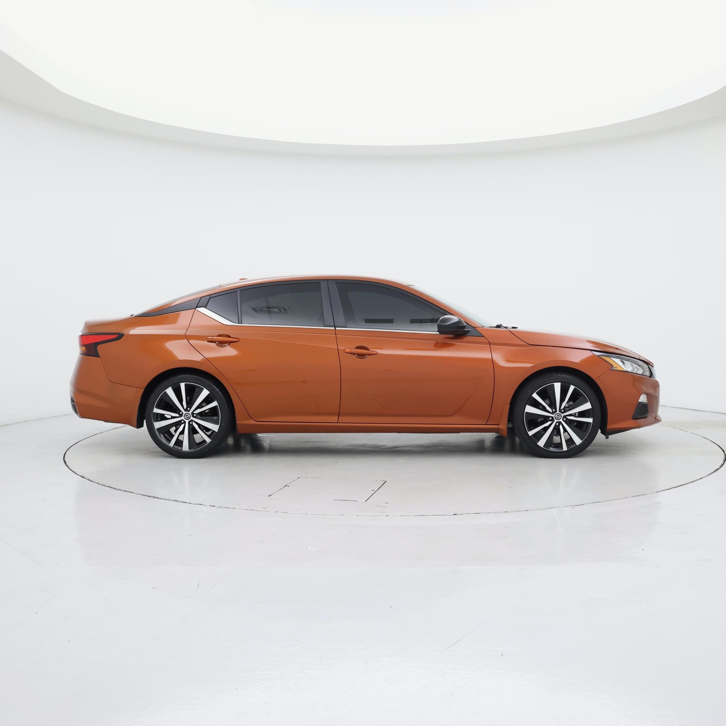 Thumbnail: 2022 Nissan Altima - 7