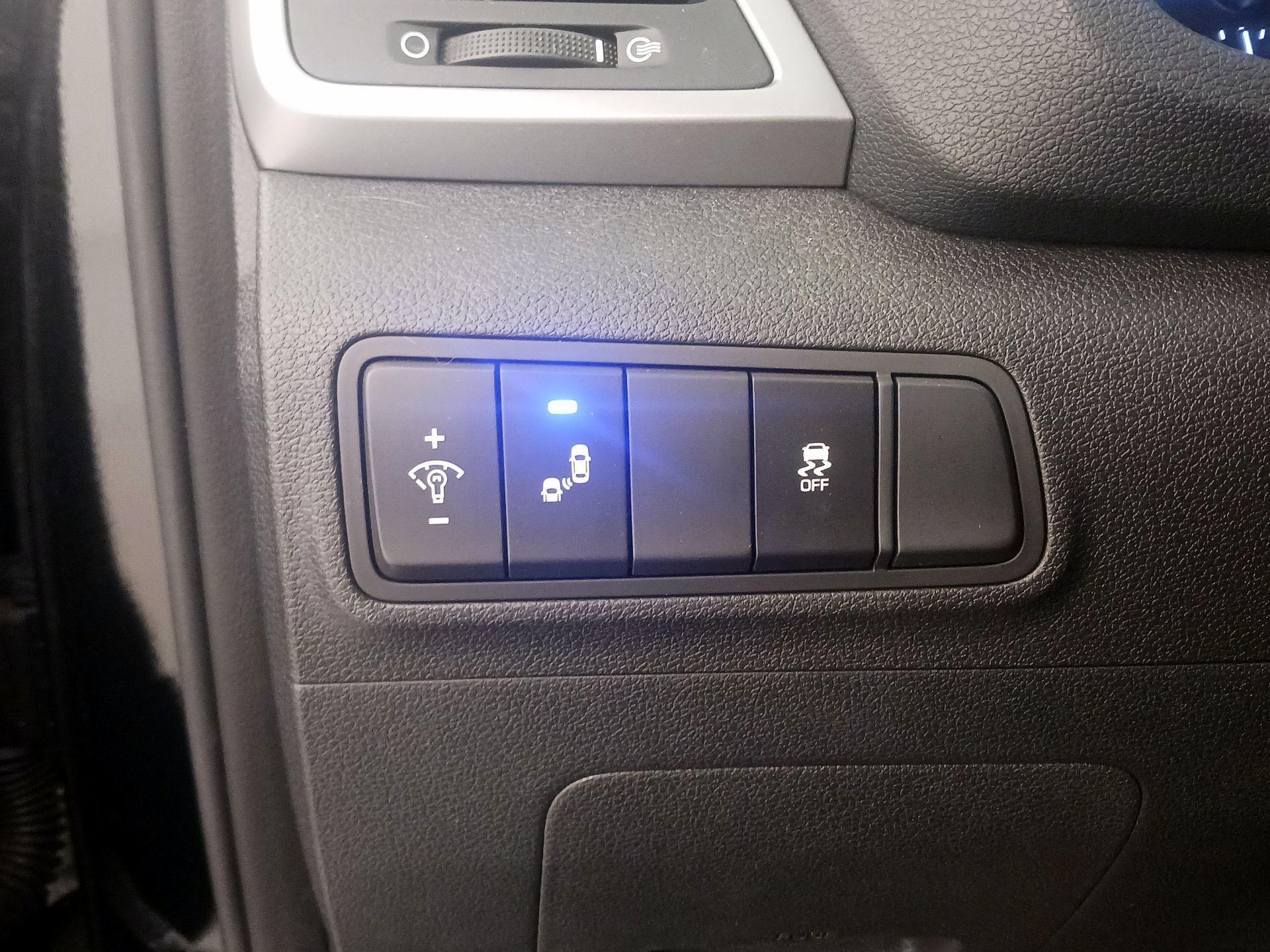 Thumbnail: 2017 Hyundai Tucson - 13