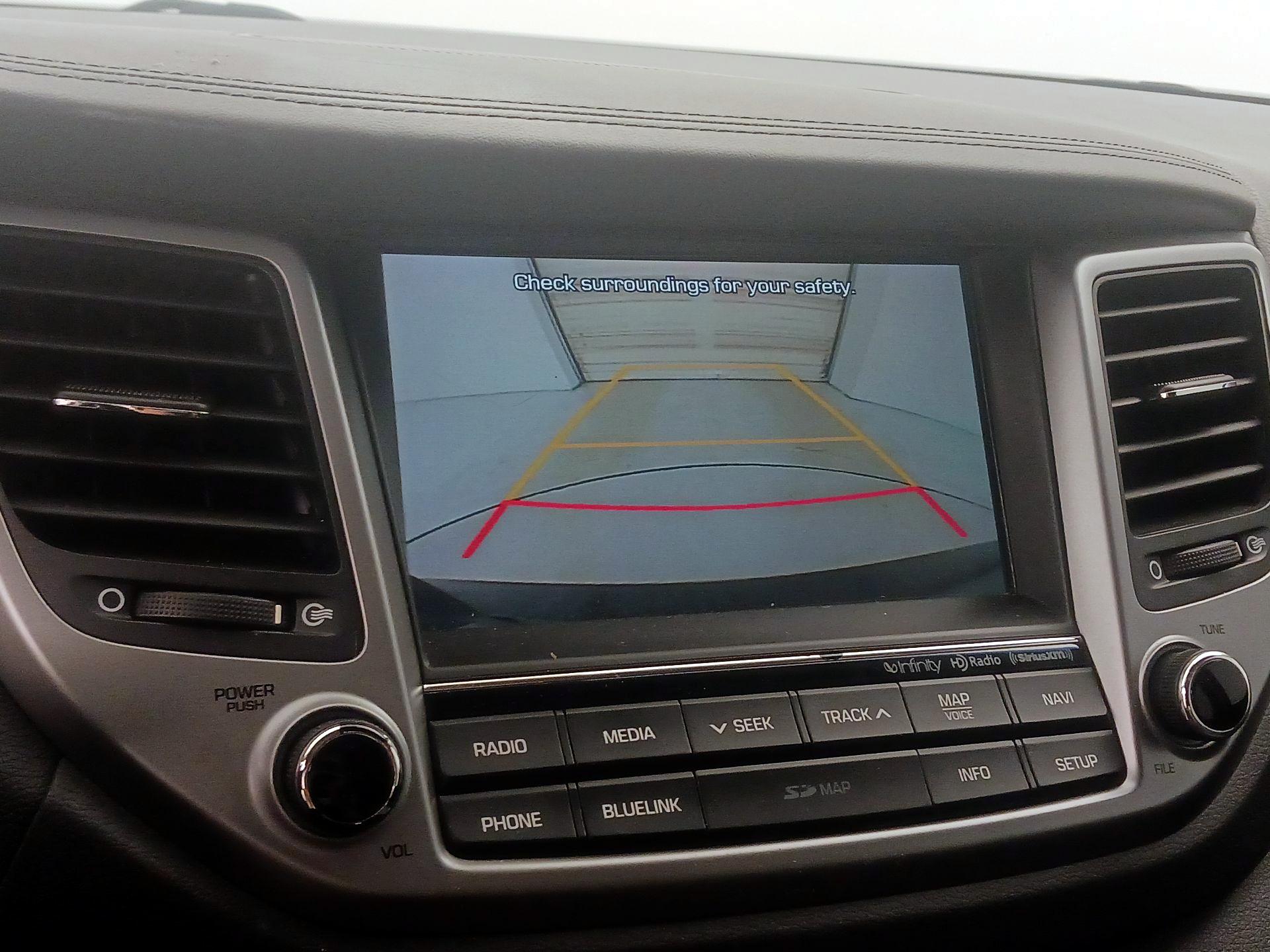 Thumbnail: 2017 Hyundai Tucson - 15