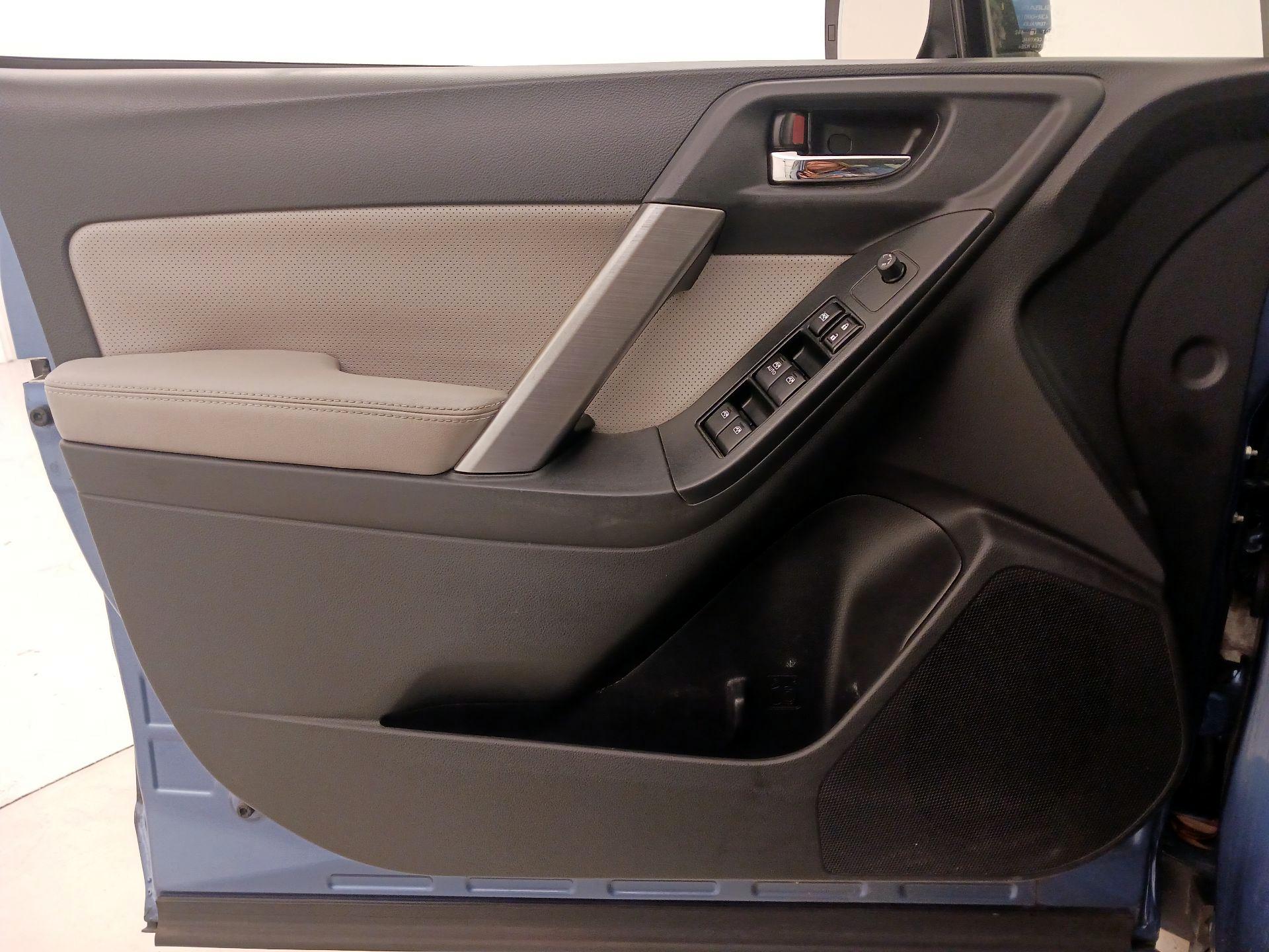 Thumbnail: 2016 Subaru Forester - 12