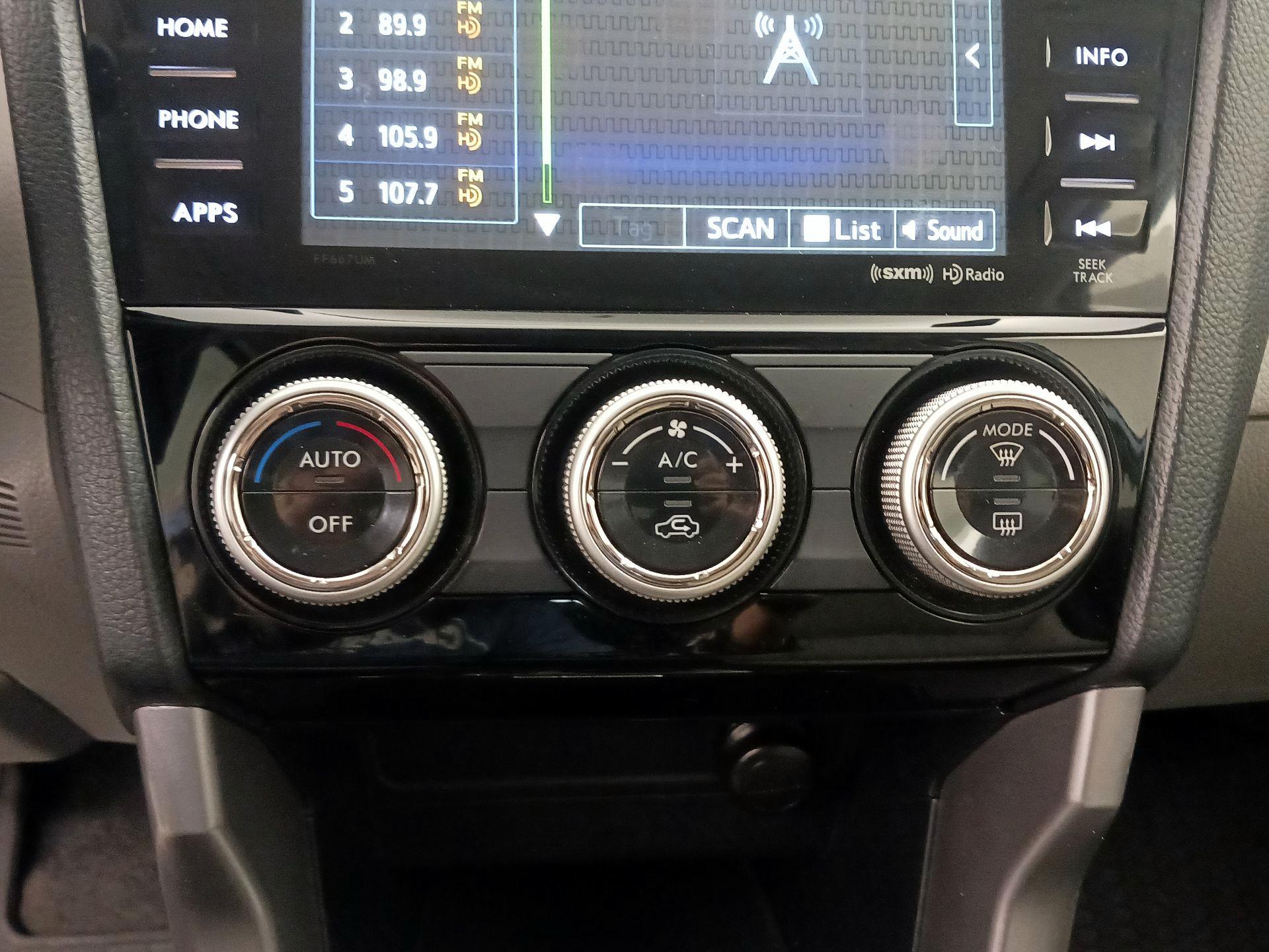 Thumbnail: 2016 Subaru Forester - 16
