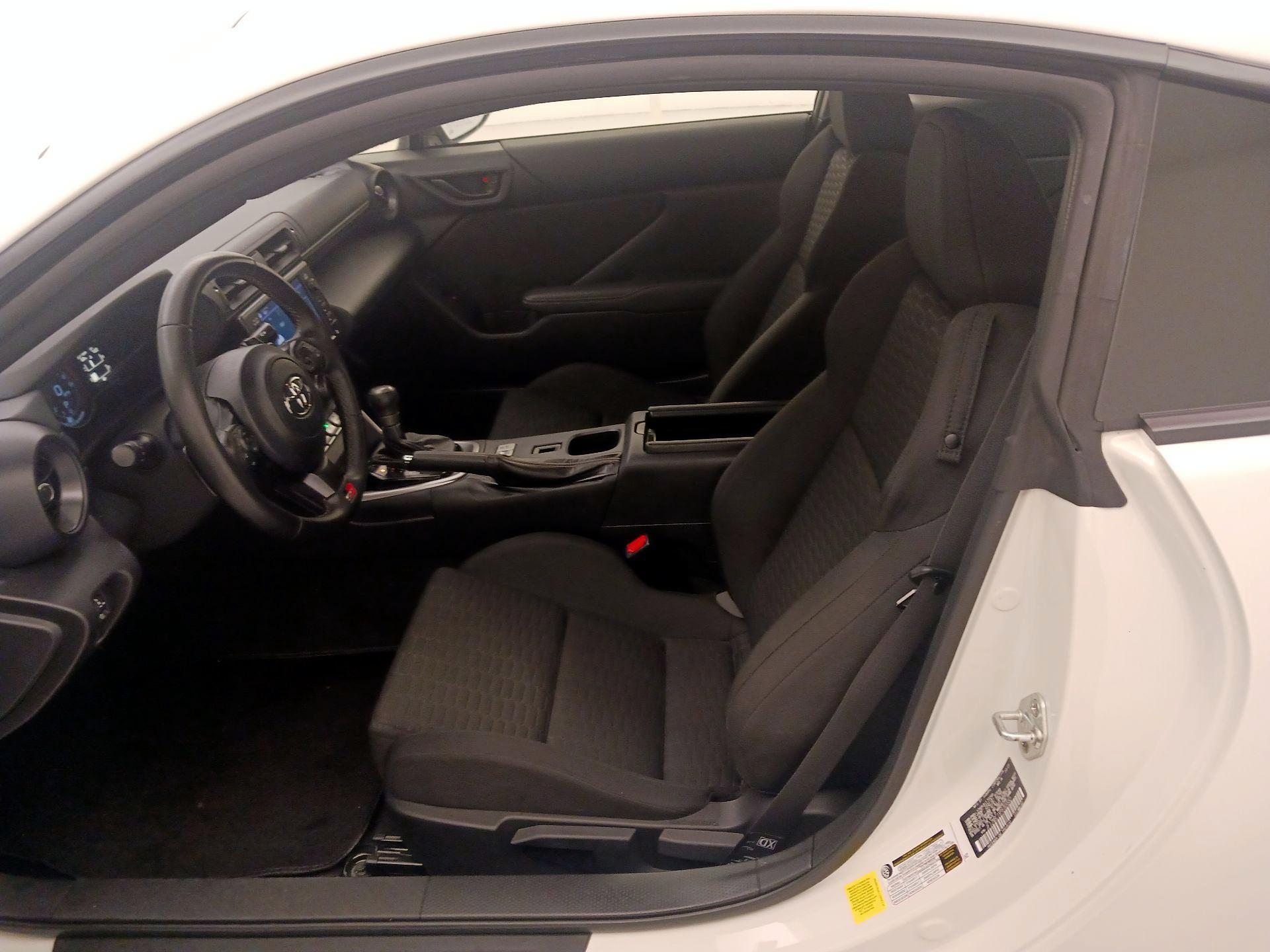 Thumbnail: 2023 Toyota GR86 - 11