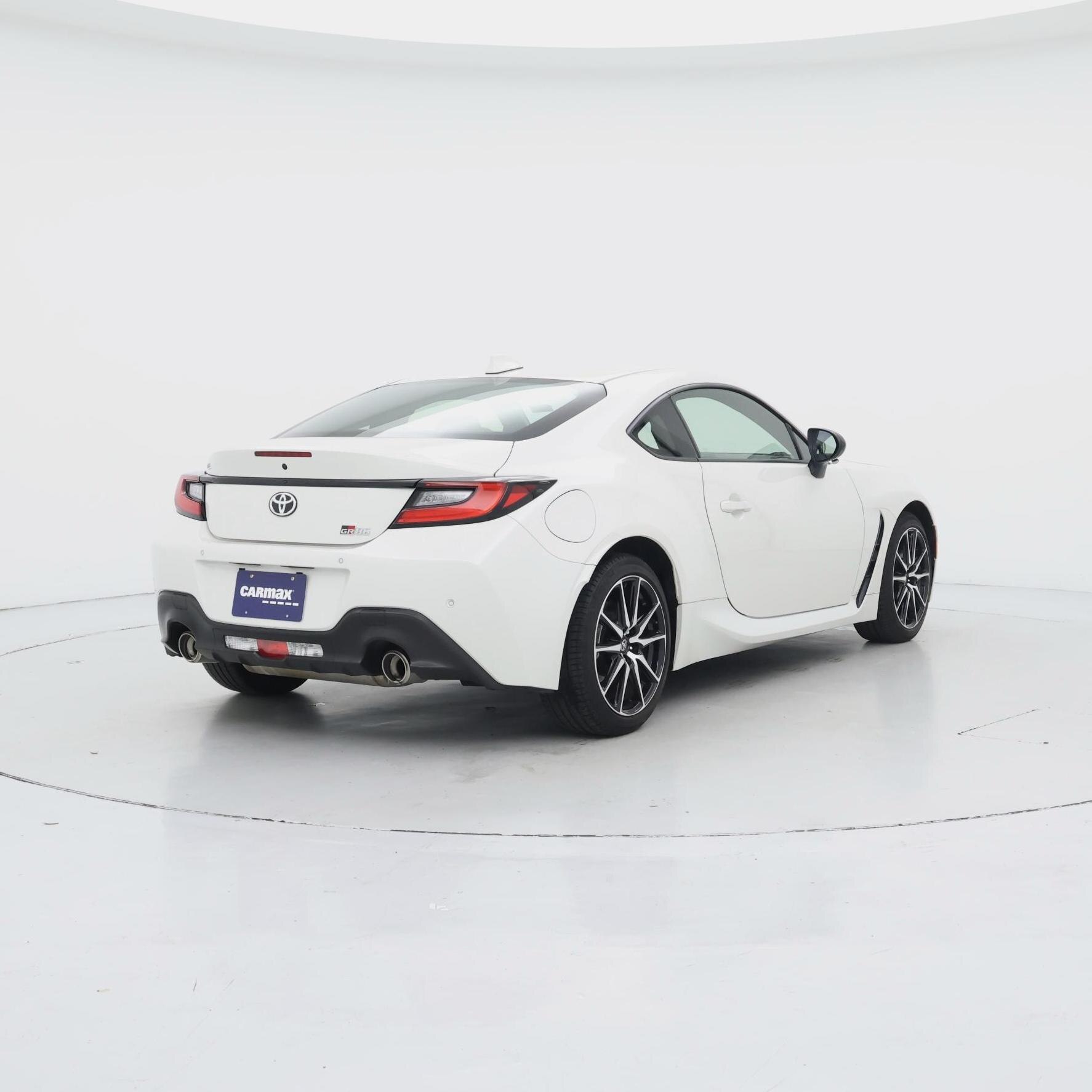 Thumbnail: 2023 Toyota GR86 - 8
