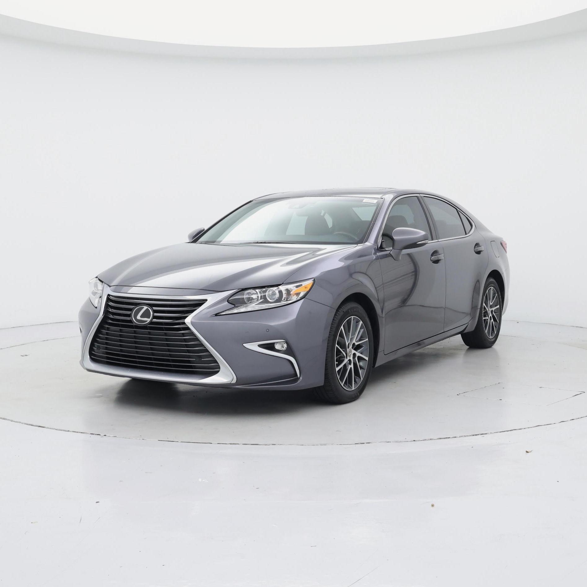 Thumbnail: 2017 Lexus ES - 4