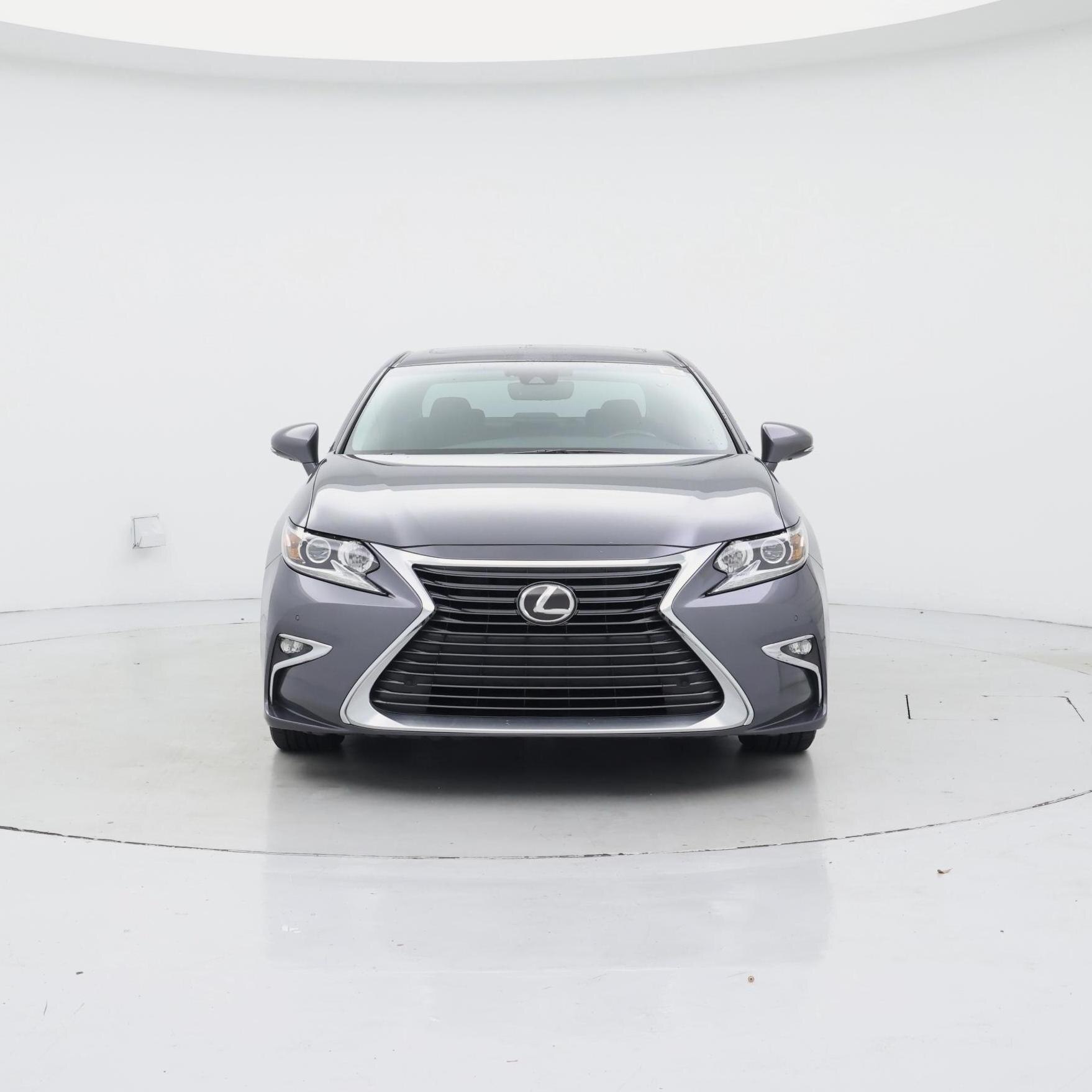 Thumbnail: 2017 Lexus ES - 5