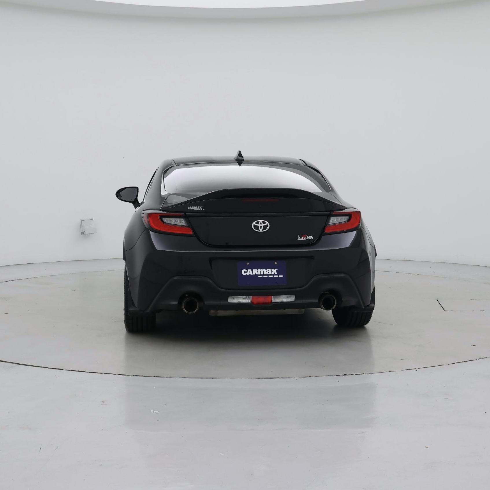 Thumbnail: 2023 Toyota GR86 - 6