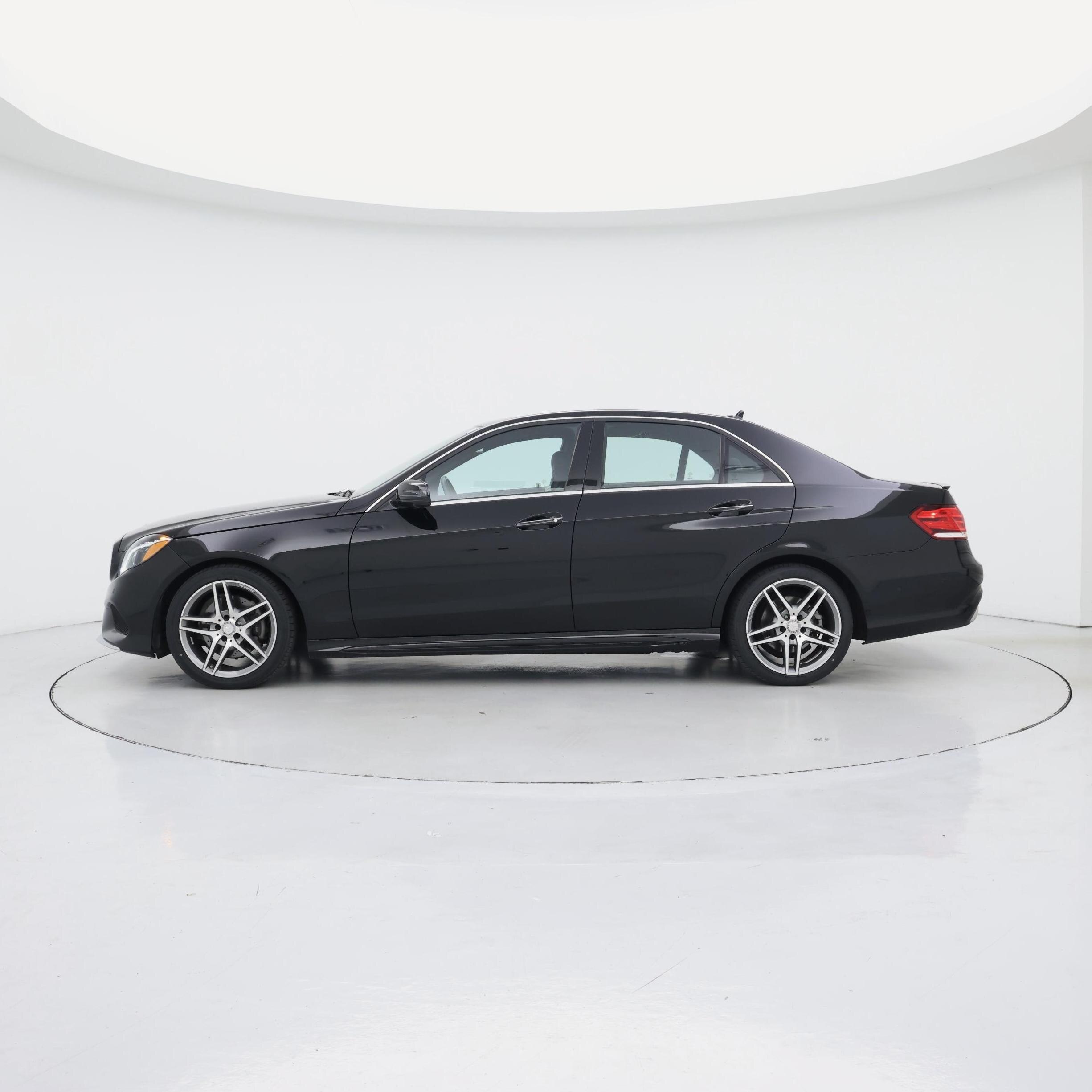 Thumbnail: 2015 Mercedes-Benz E-Class - 3
