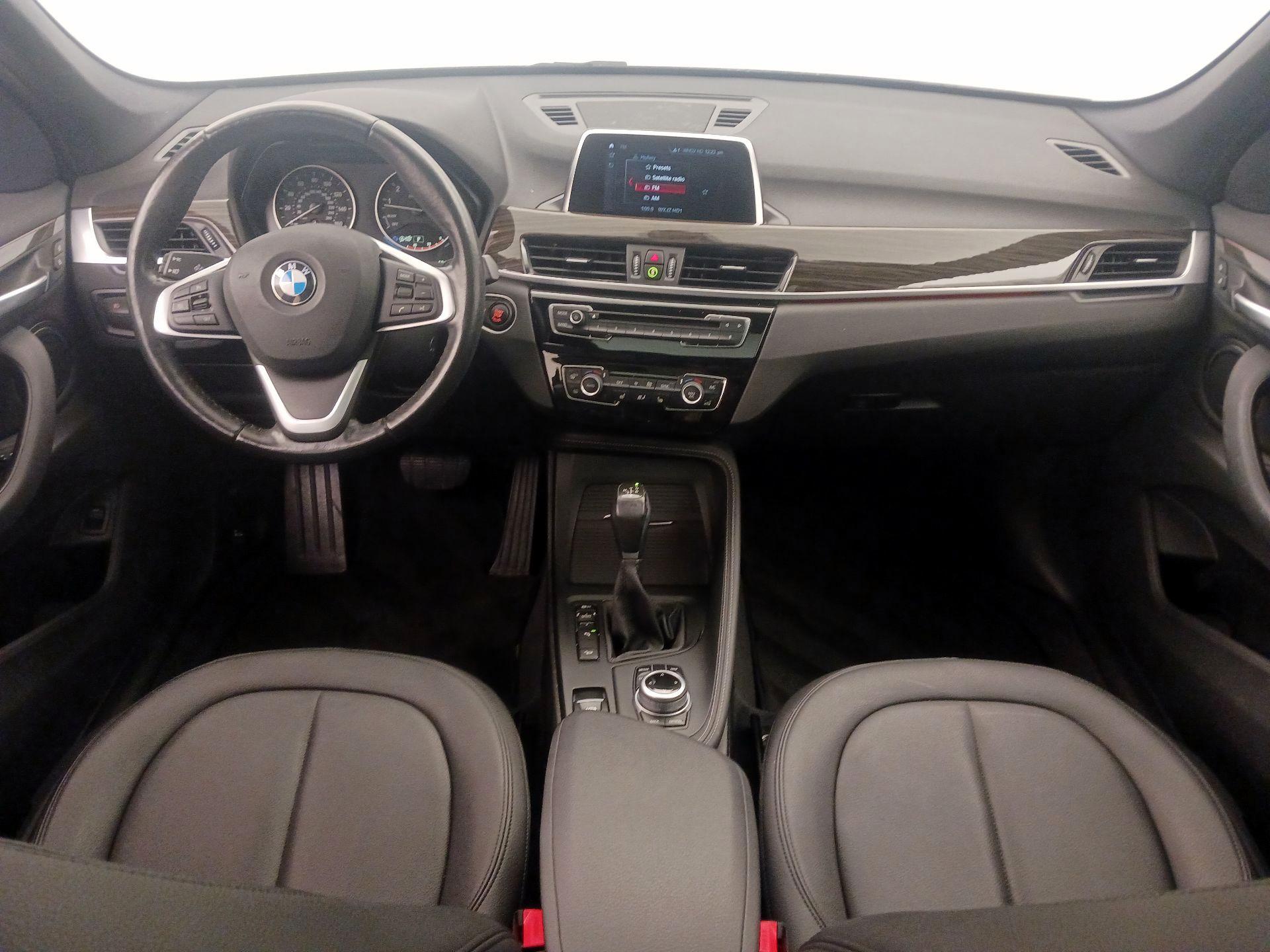 Thumbnail: 2018 BMW X1 - 9