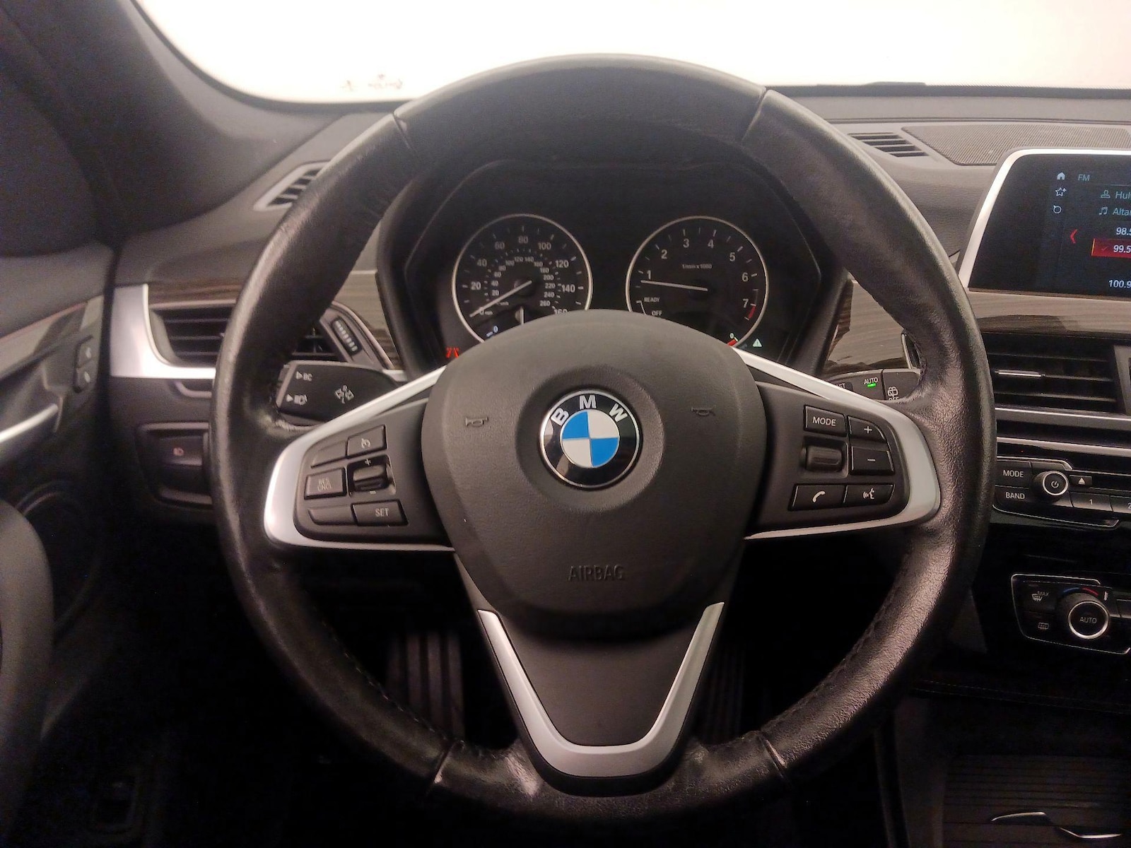 2018 BMW X1 28i - Photo 11