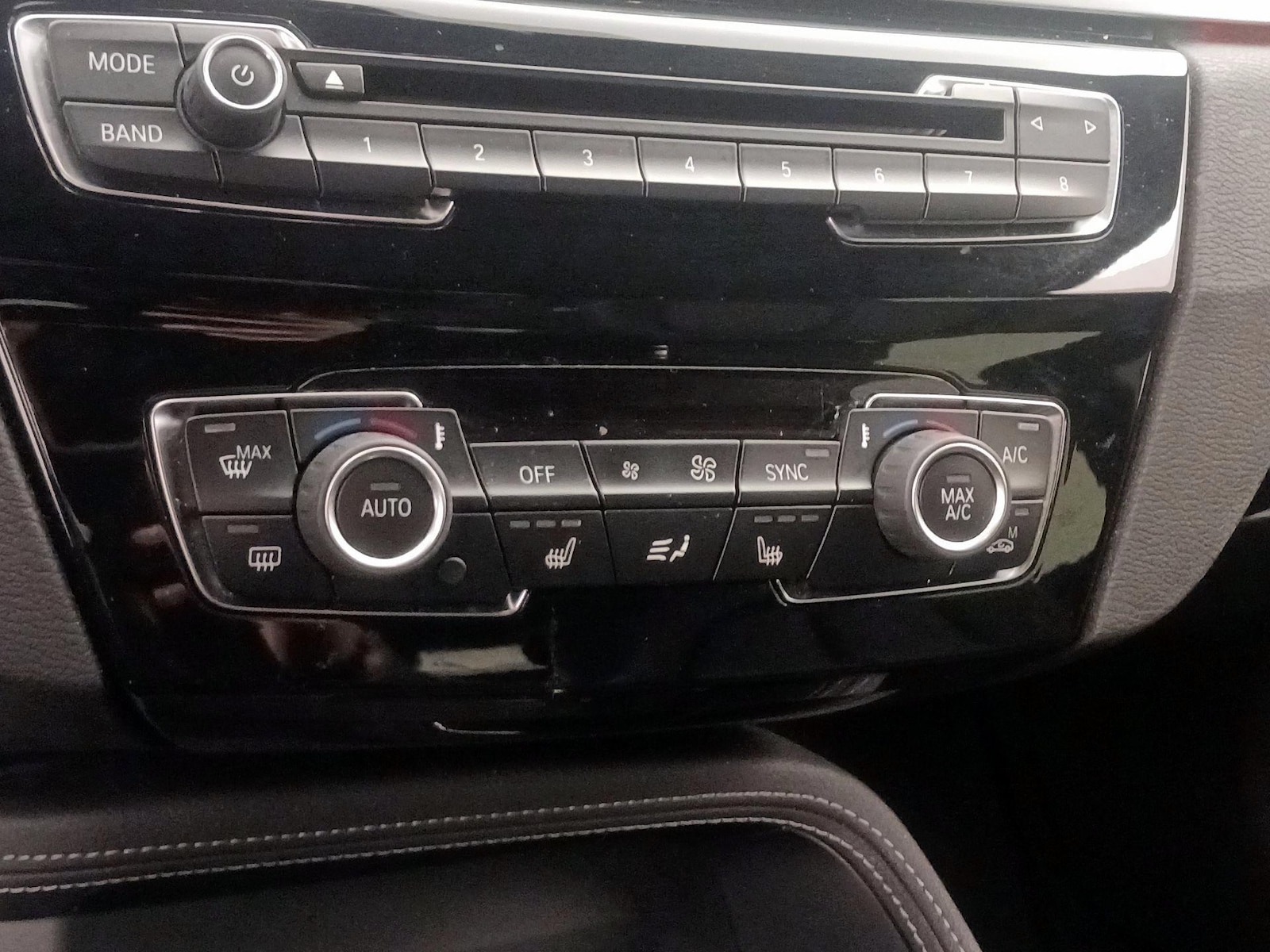 2018 BMW X1 28i - Photo 18