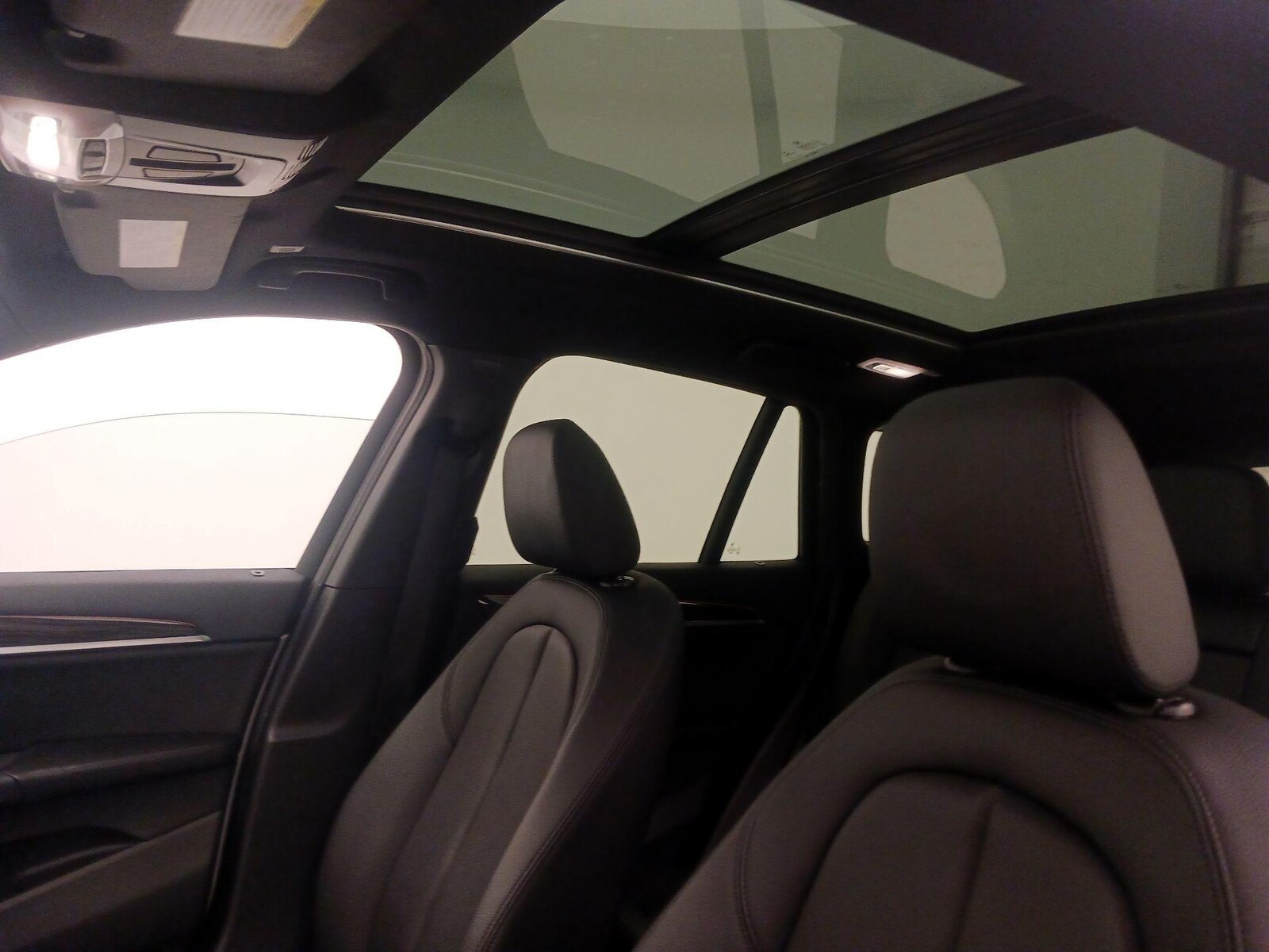 2018 BMW X1 28i - Photo 21