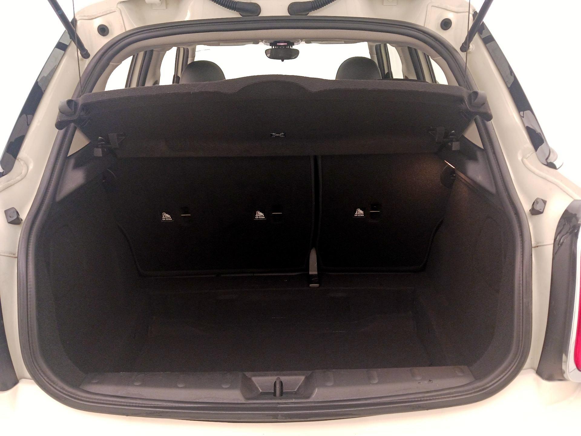 Thumbnail: 2015 MINI Cooper Hardtop - 20