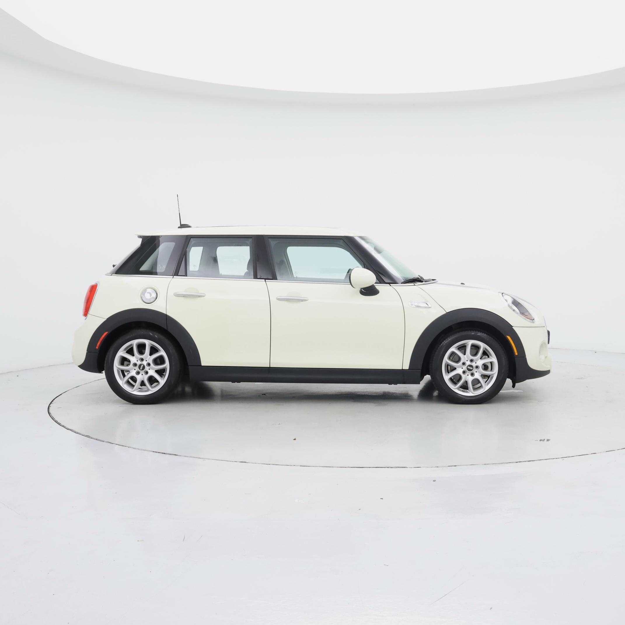 Thumbnail: 2015 MINI Cooper Hardtop - 7