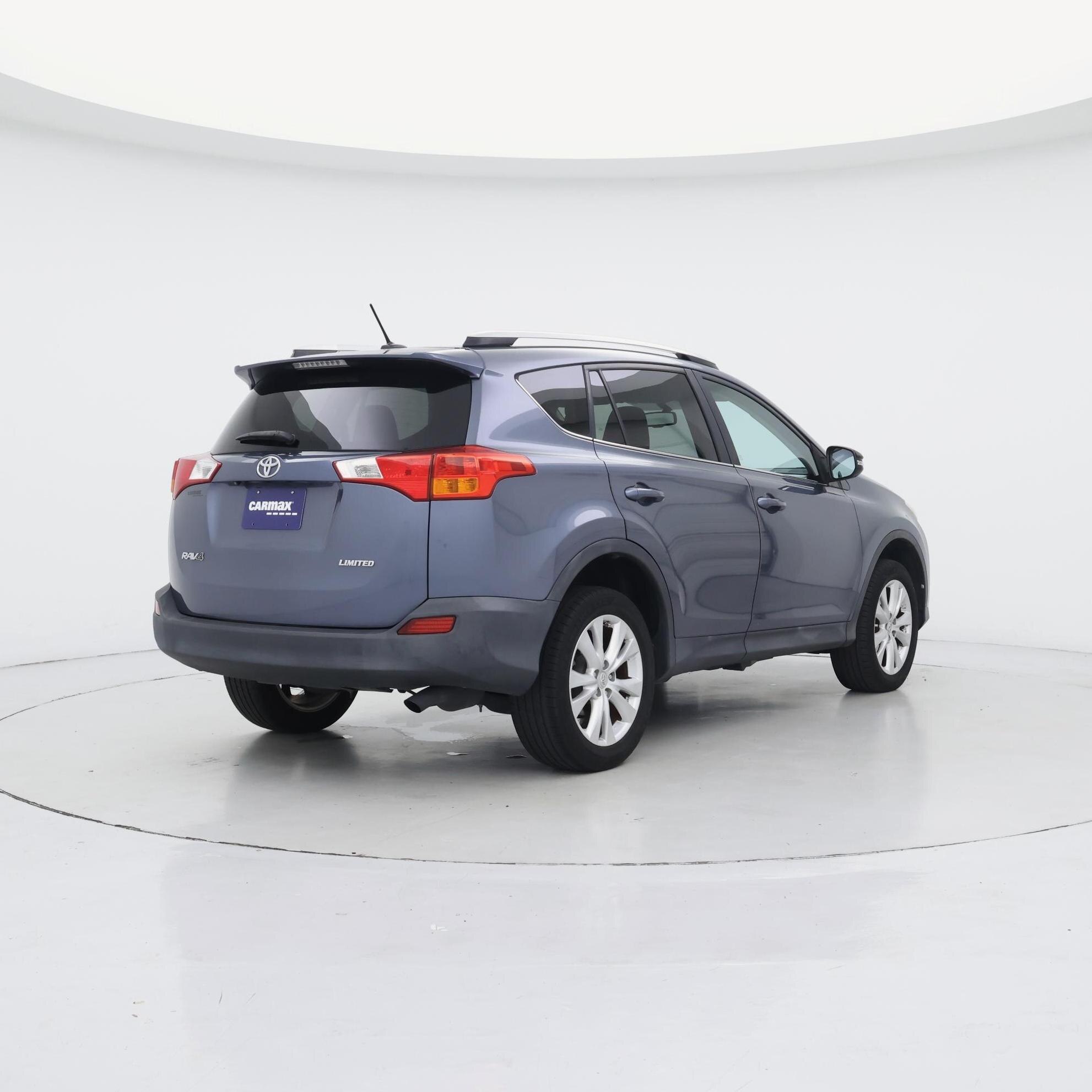 Thumbnail: 2014 Toyota RAV4 - 8