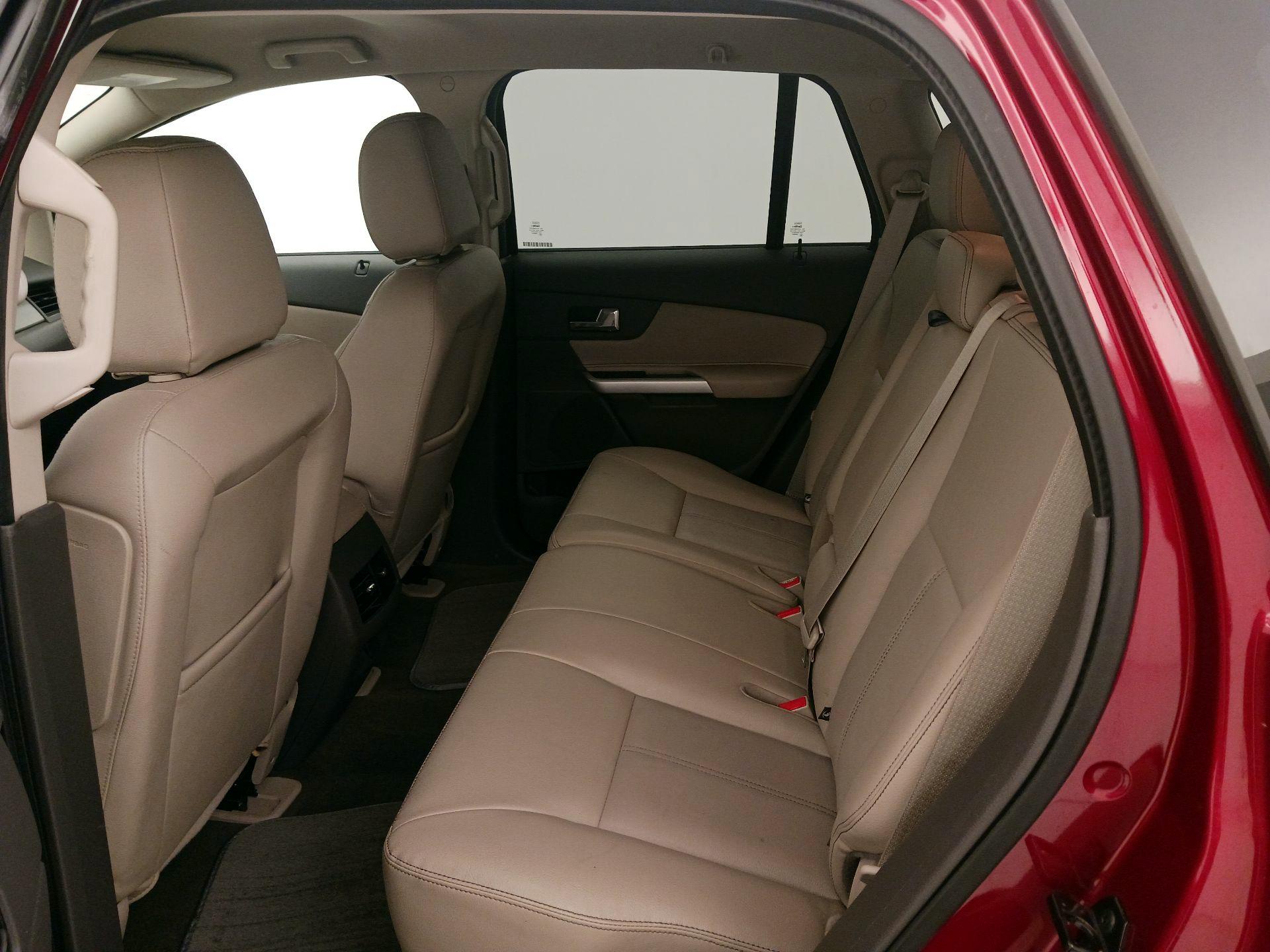 Thumbnail: 2014 Ford Edge - 19