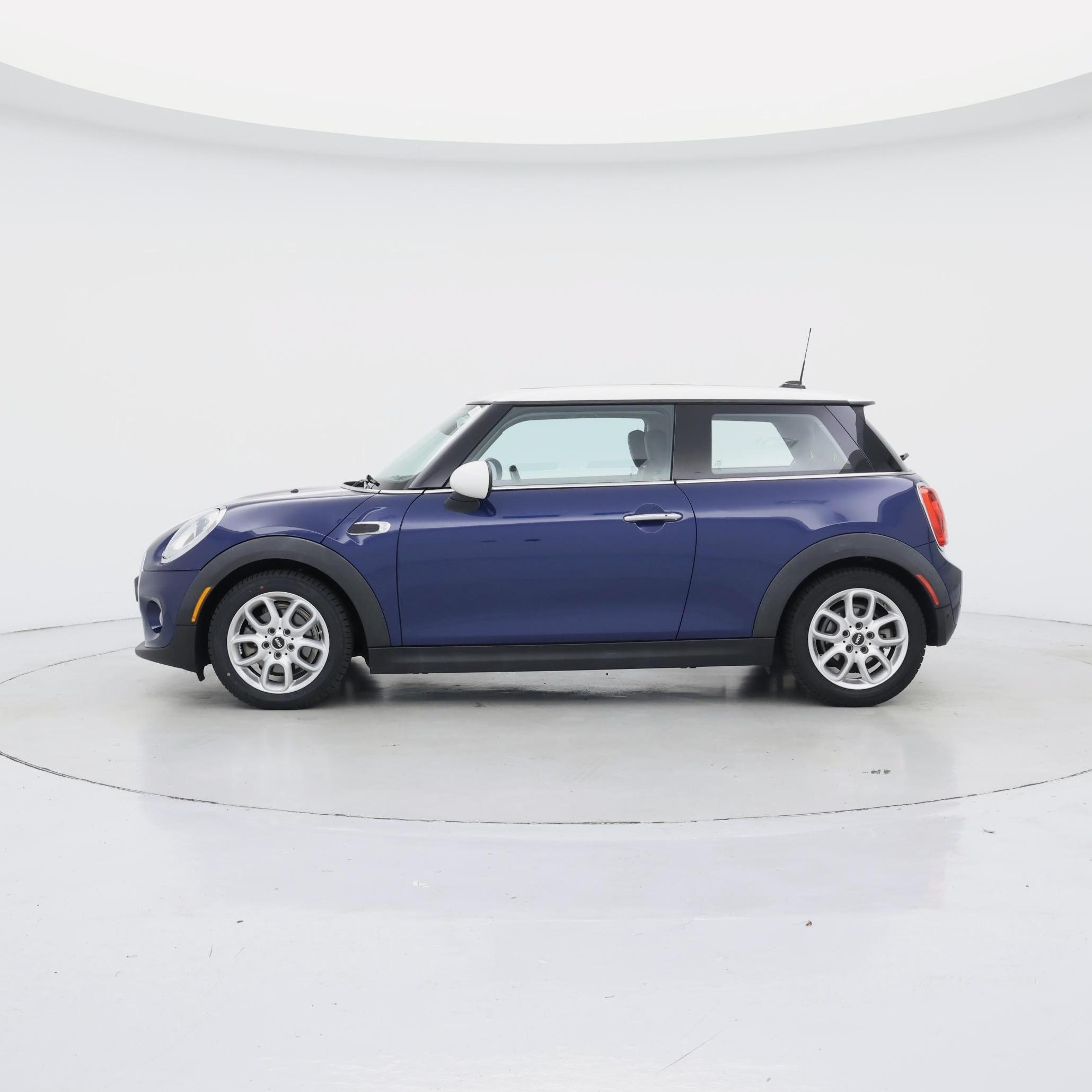 Thumbnail: 2015 MINI Cooper Hardtop - 3
