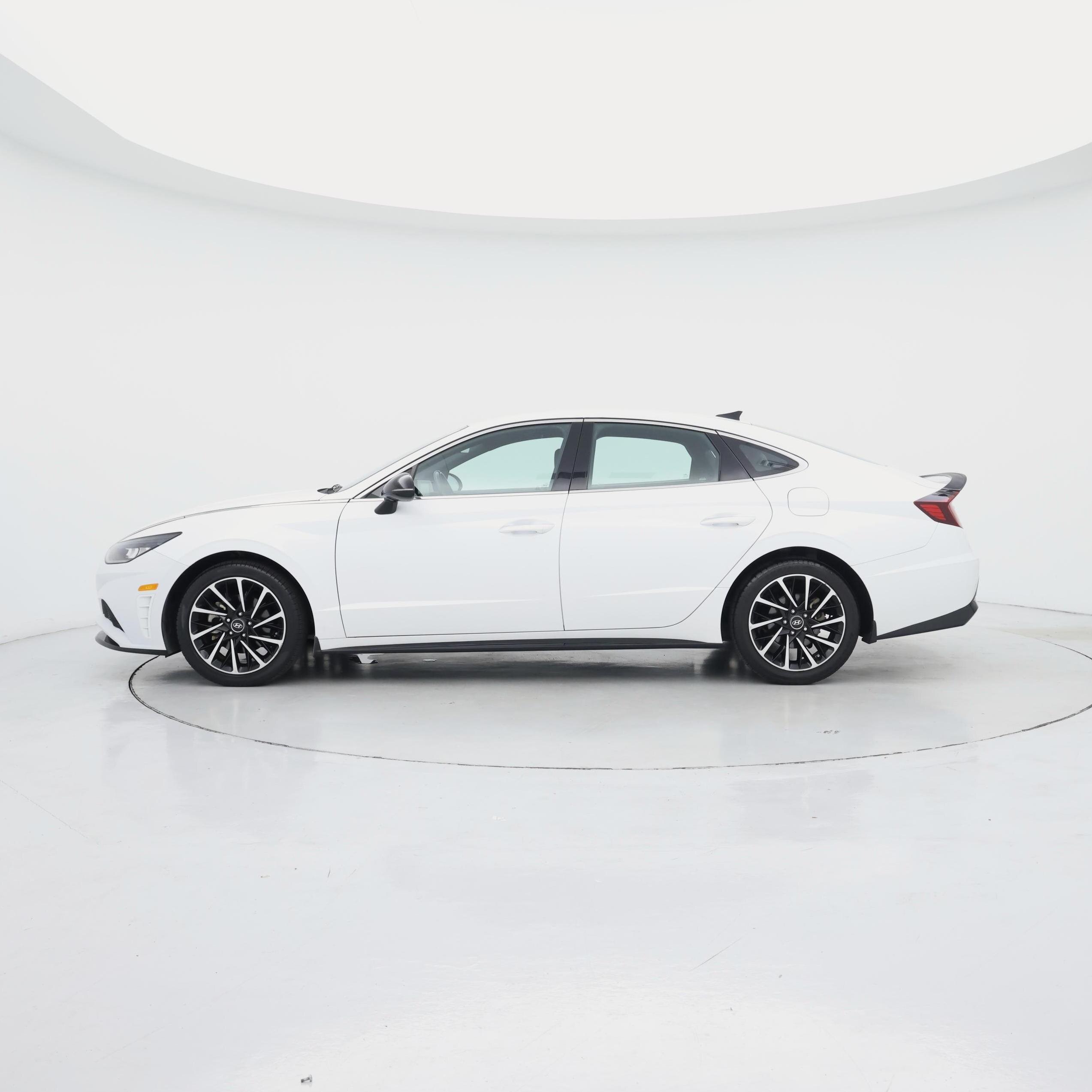 Thumbnail: 2020 Hyundai Sonata - 3