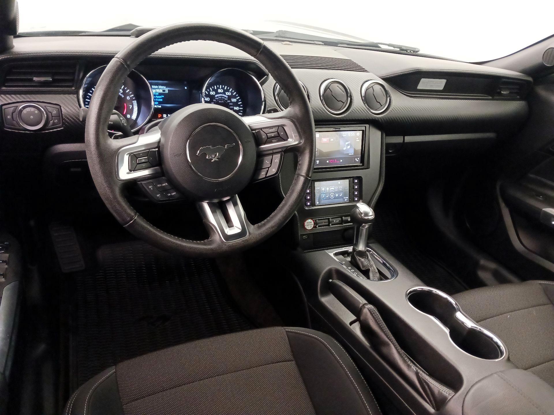Thumbnail: 2016 Ford Mustang - 9